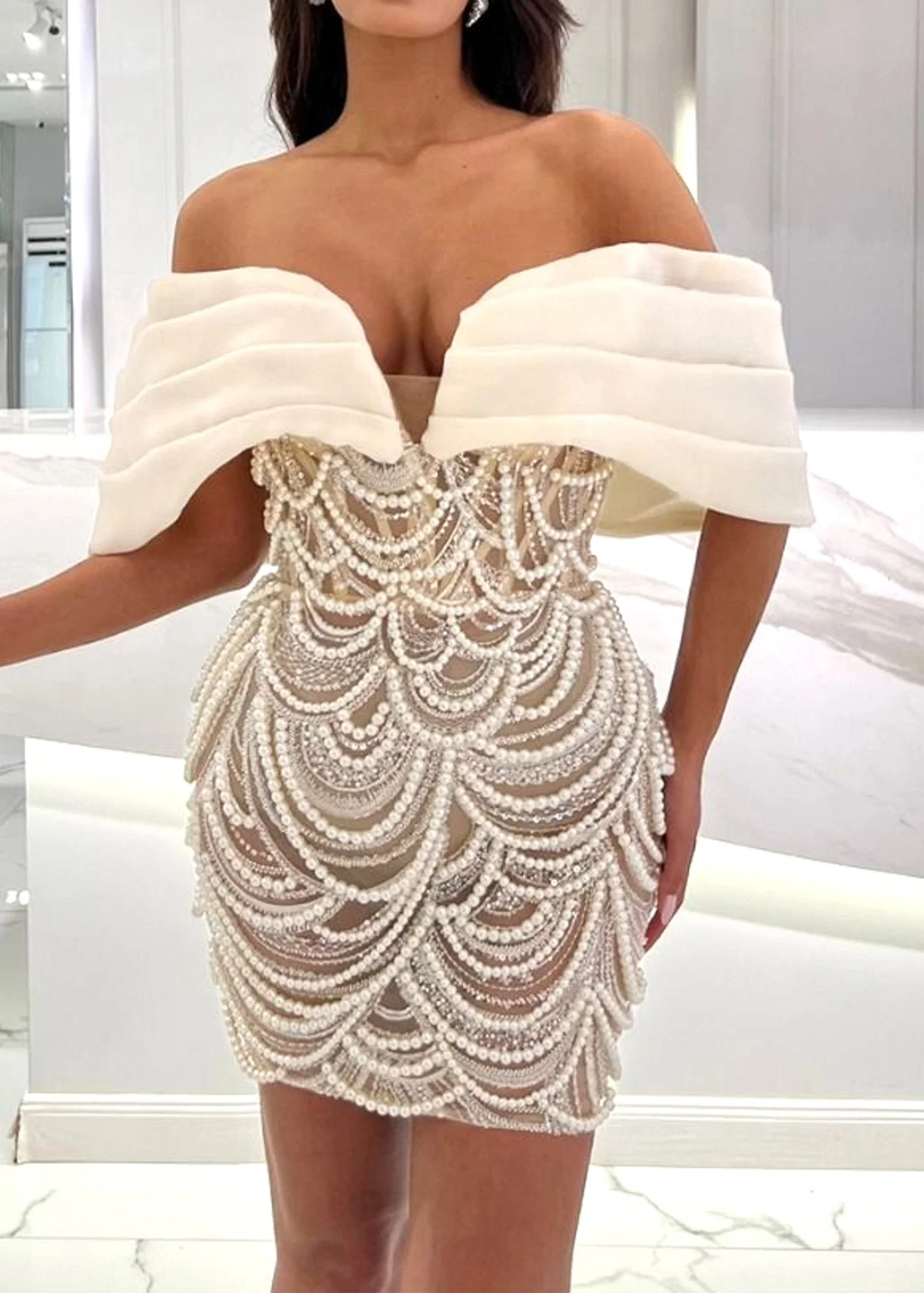 Pearl Chain Strapless Mini Dress - Luxurious & Stylish