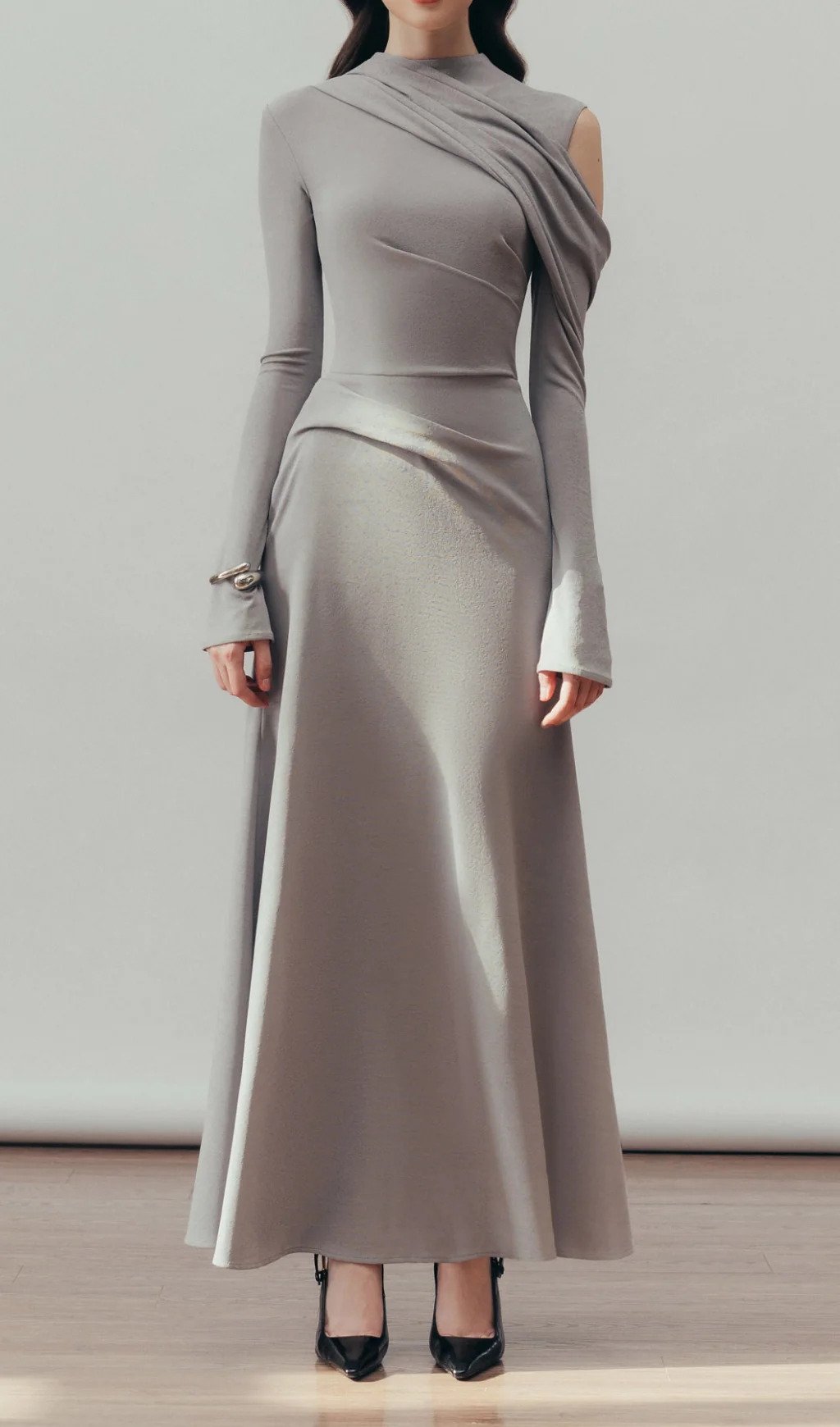 Cloudy Gray Jacquard Knit Maxi Dress with Draped Sleeves