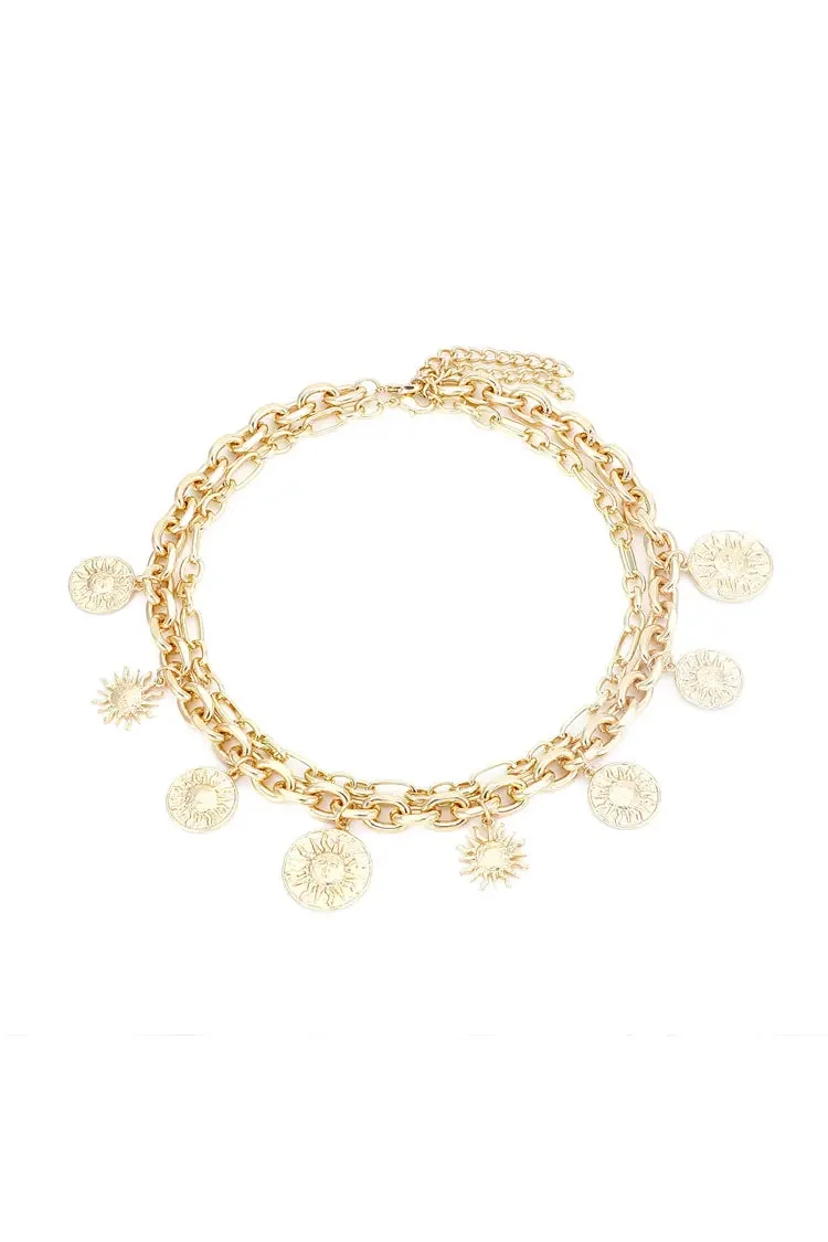 Golden Sun Pendant Necklace - Stylish Gold Chain Statement Jewelry