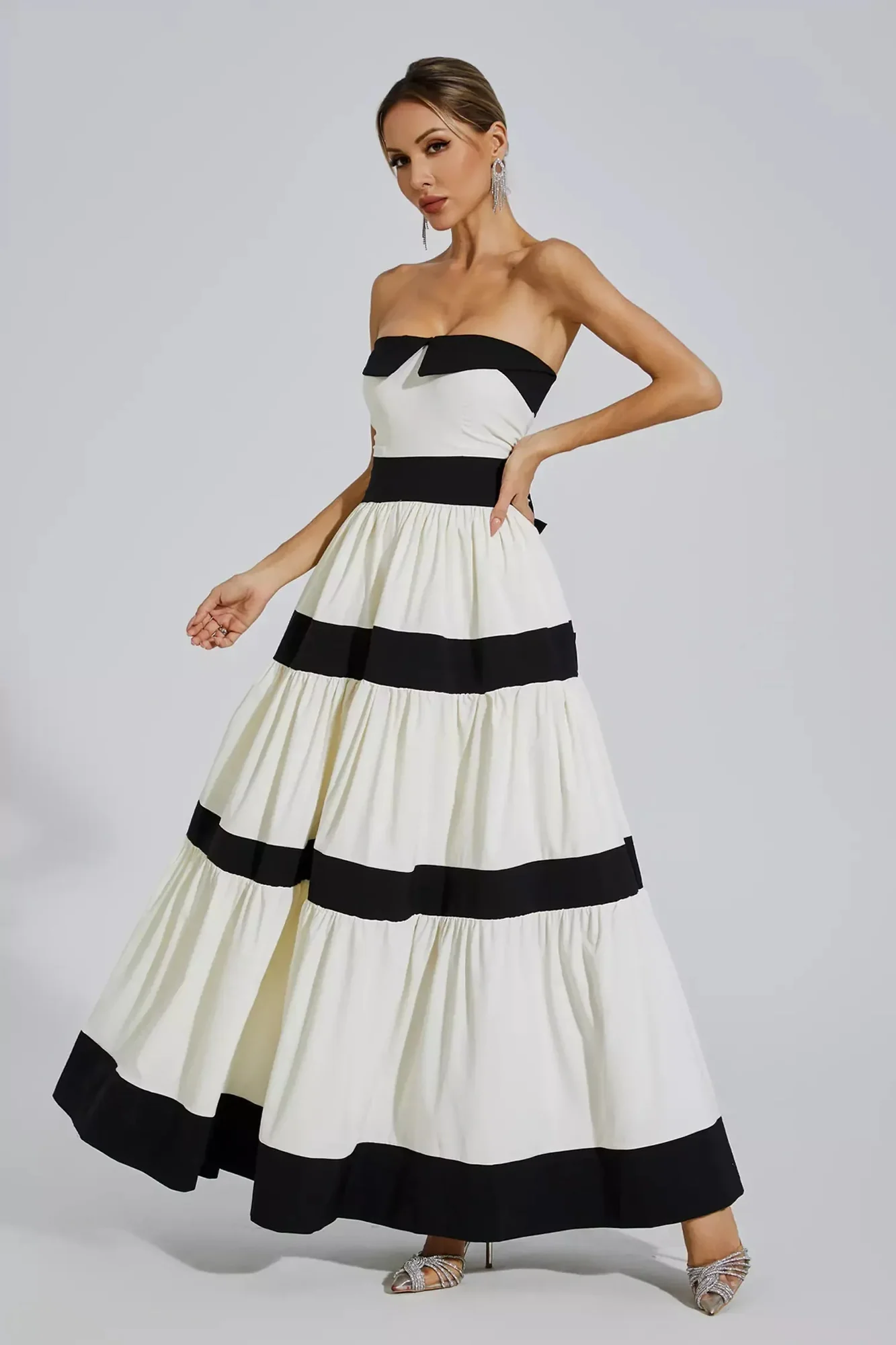White Strapless Striped Bowknot Maxi Dress