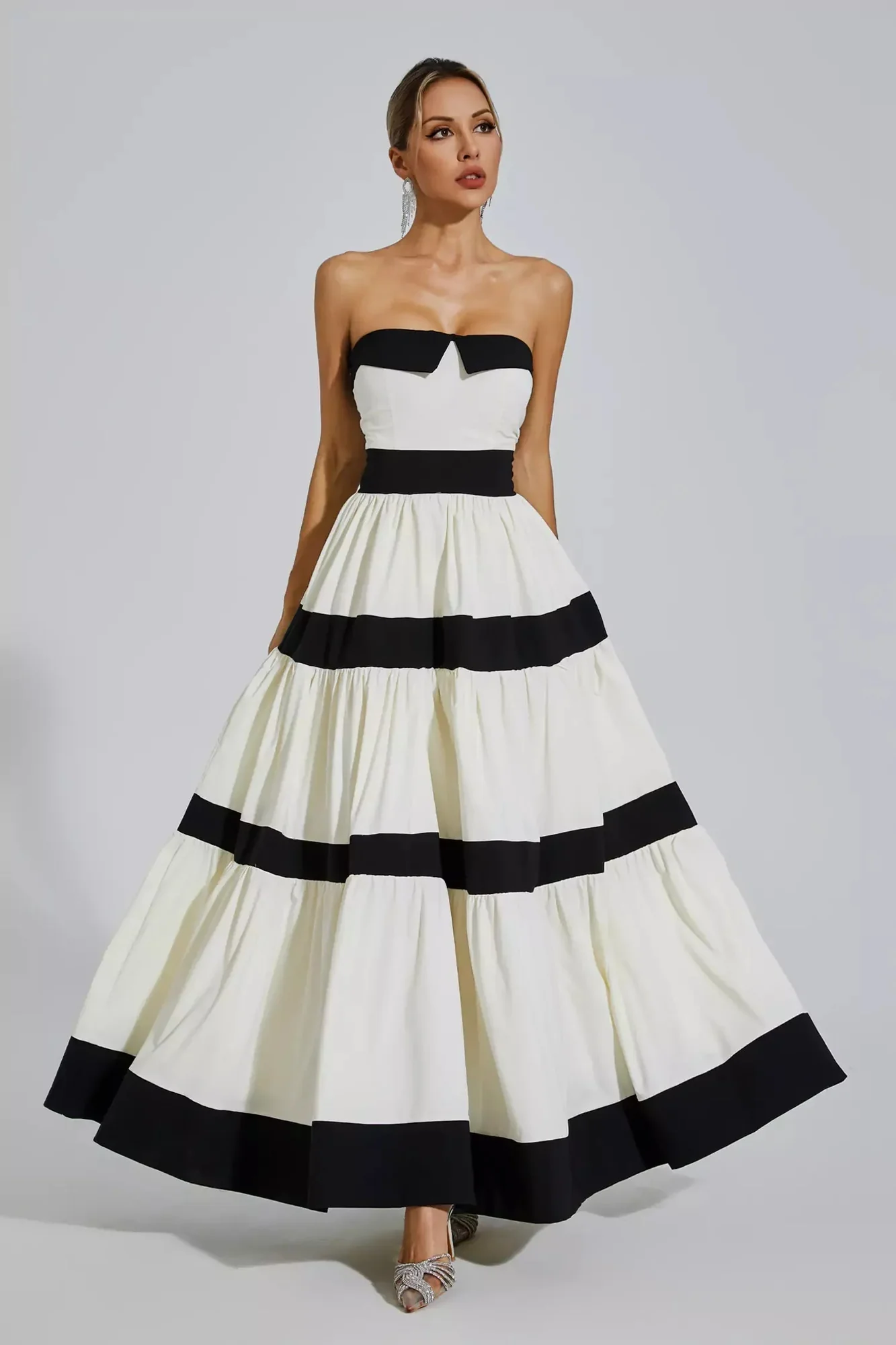 White Strapless Striped Bowknot Maxi Dress