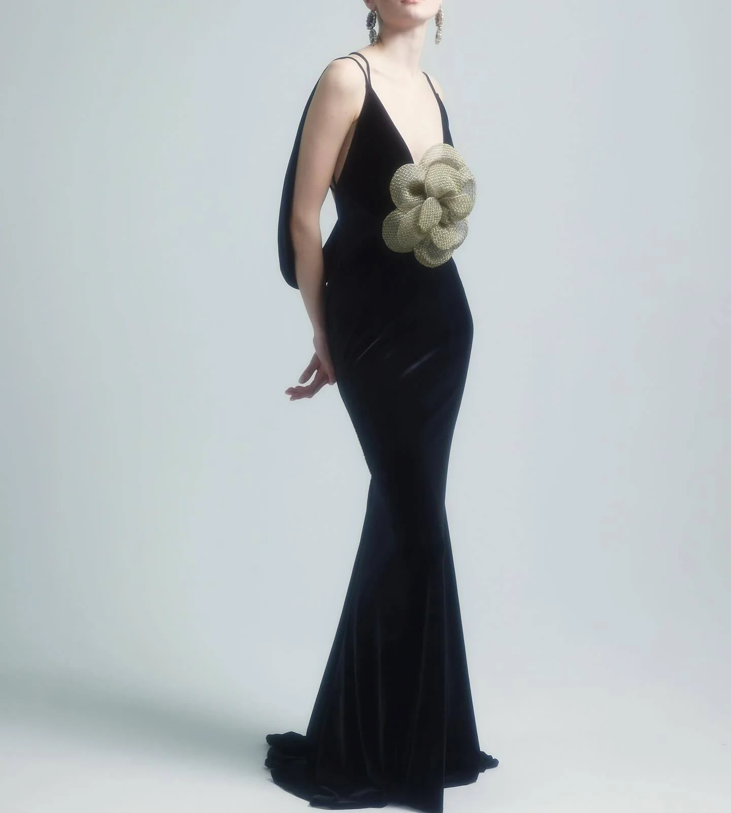 Black 3D Floral Bodycon Maxi Dress - Elegant Formal Wear