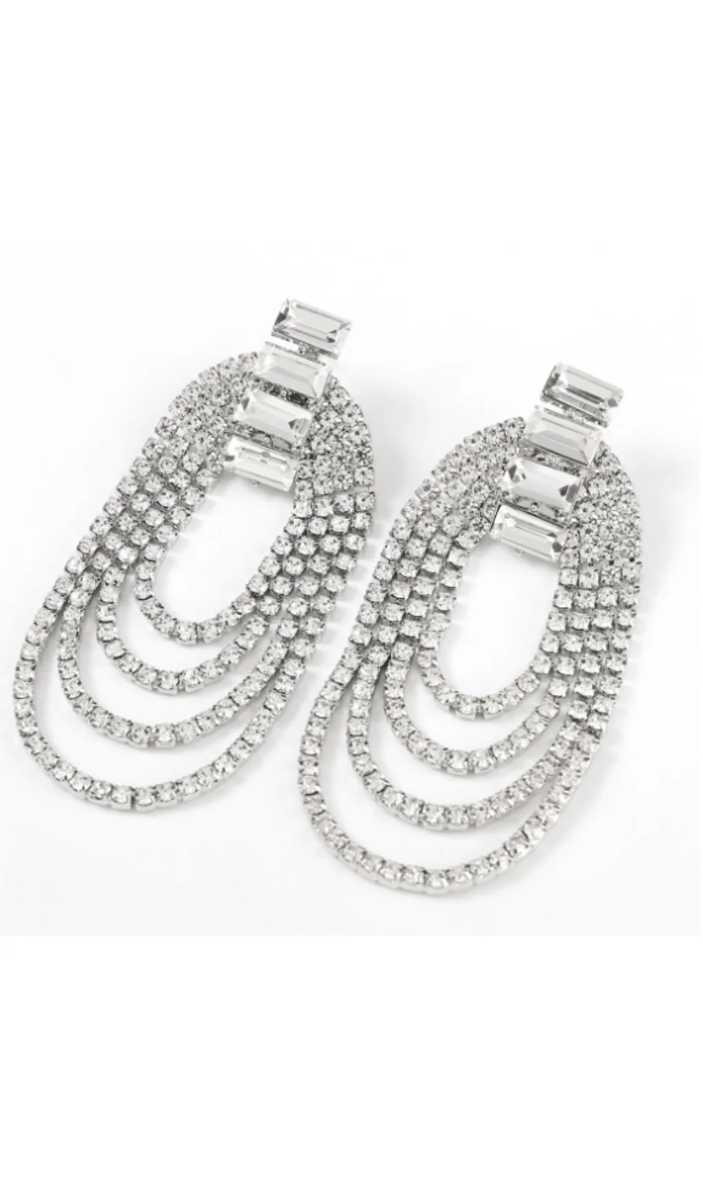 Chic Oval Tassel Earrings Set