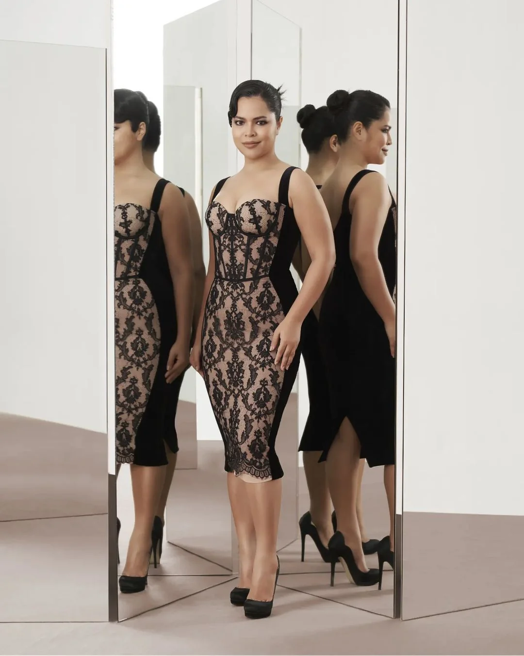 Black Bandage Lace Midi Dress with Elegant Design