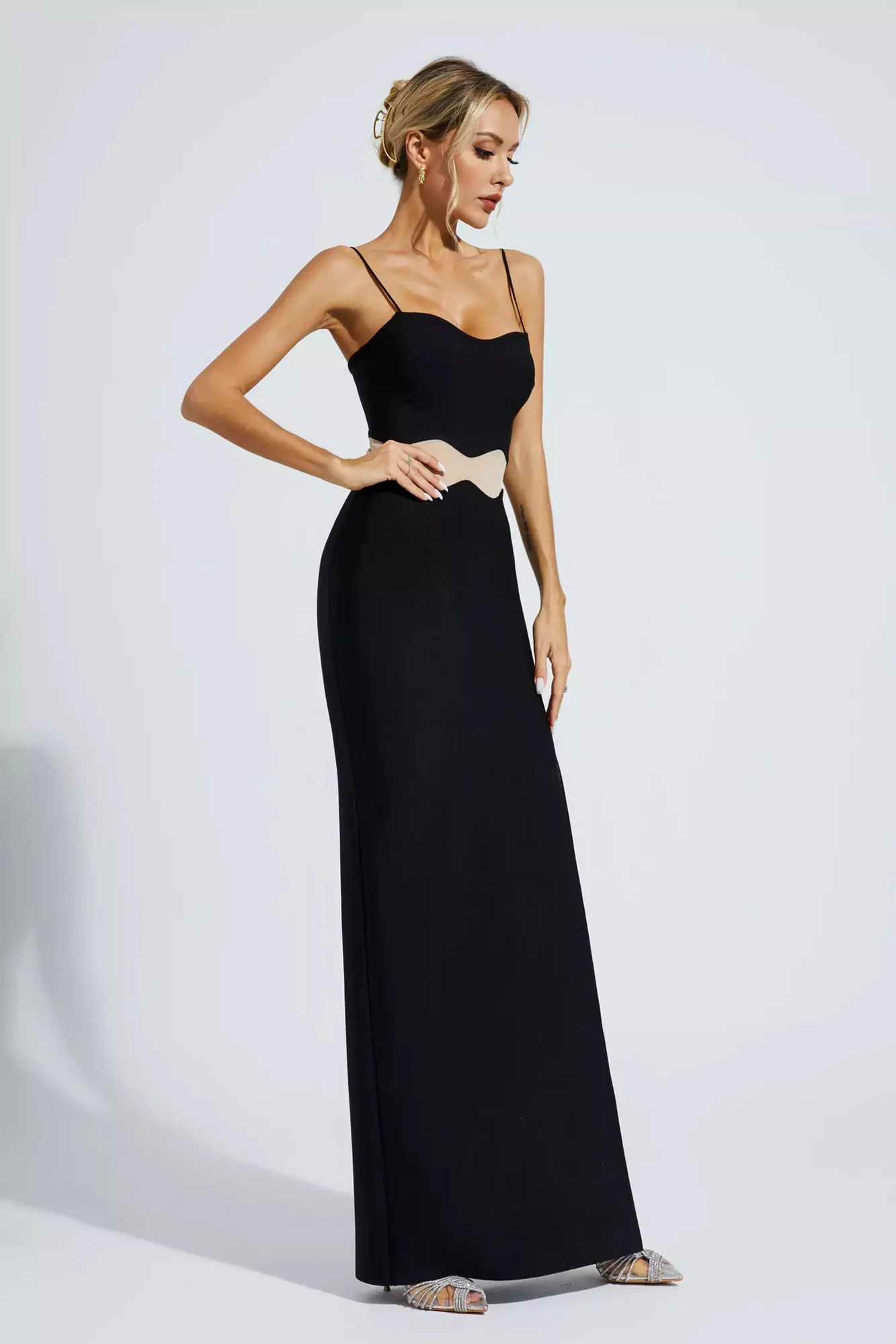 Black Scallop Mesh Insert Maxi Dress - Elegant Evening Wear