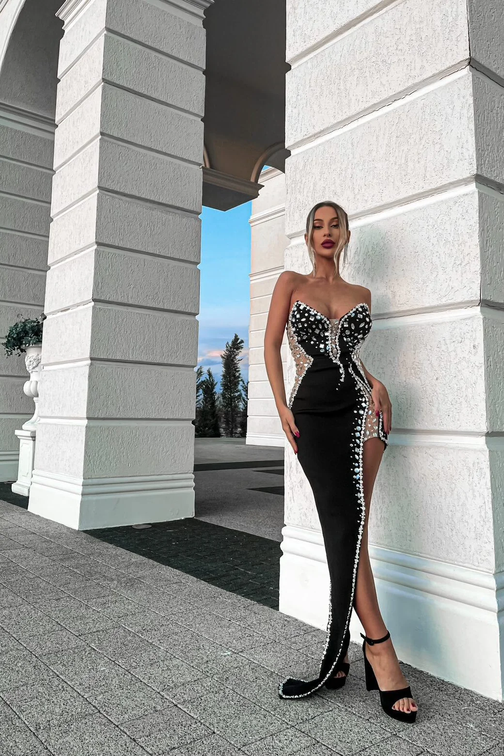 Elegant Black Bandage Strapless Dress - Chic Style