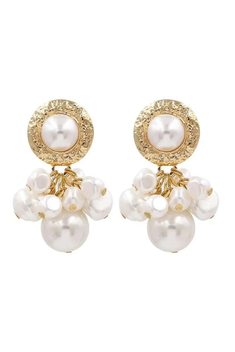 Retro Pearl Elegance Earrings - White