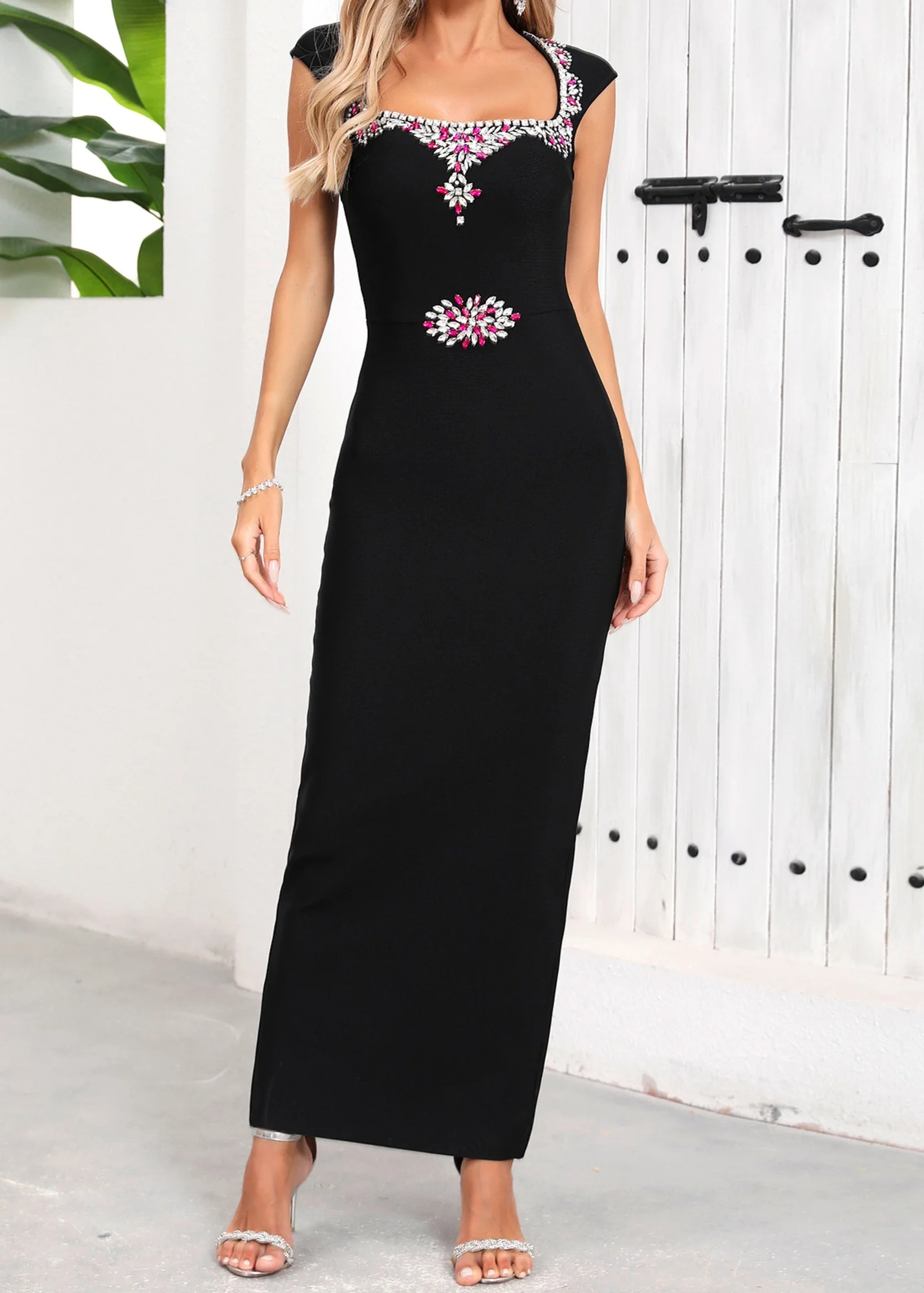 Black Crystal Embellished Maxi Dress Sleeveless Sweetheart Neckline