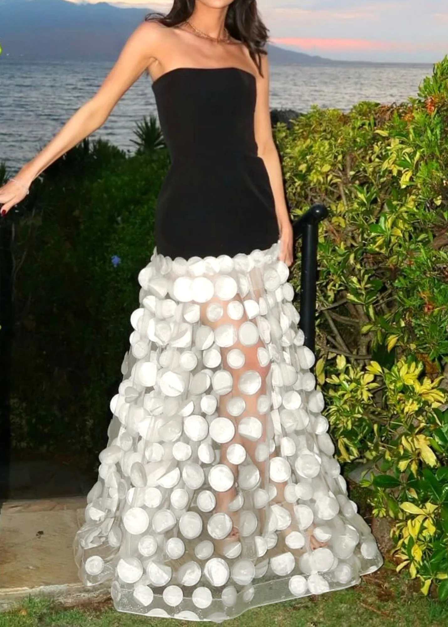 Elegant Strapless Maxi Dress with Mesh Insert