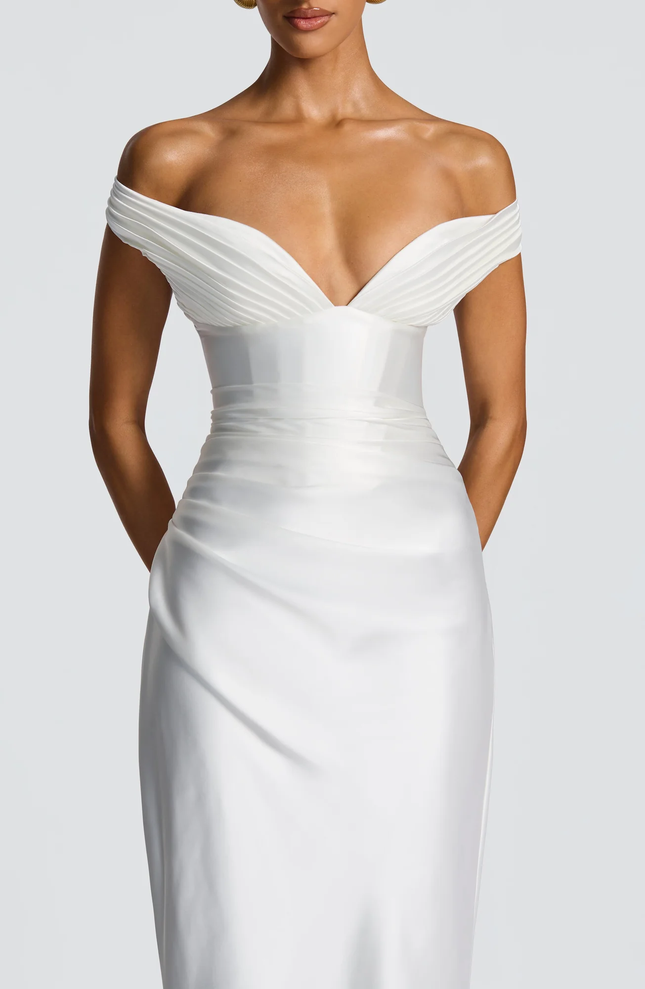 Elegant Ivory Maxi Dress with Plunge Bardot Neckline