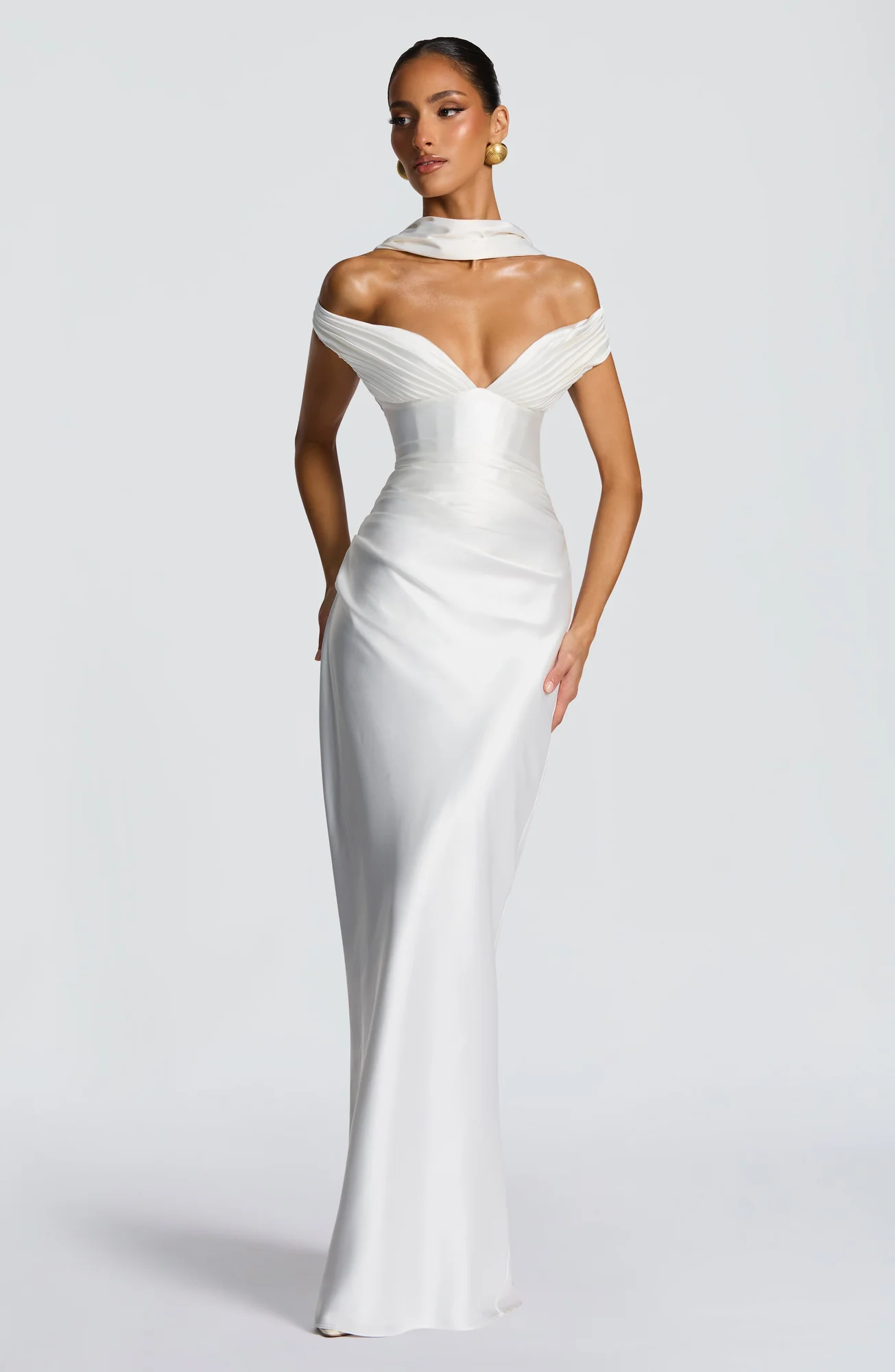 Elegant Ivory Maxi Dress with Plunge Bardot Neckline