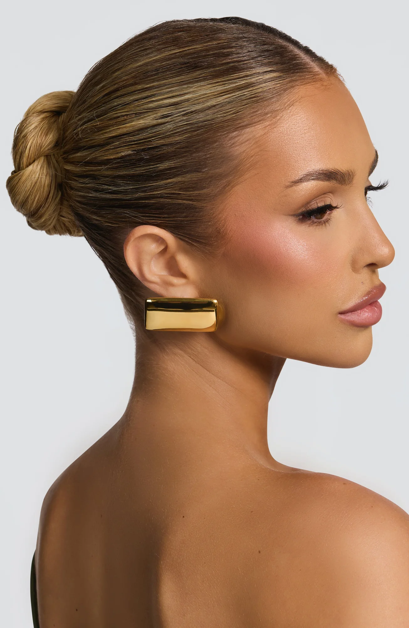 Gold Rectangular Earrings - Elegant Fashion Jewelry
