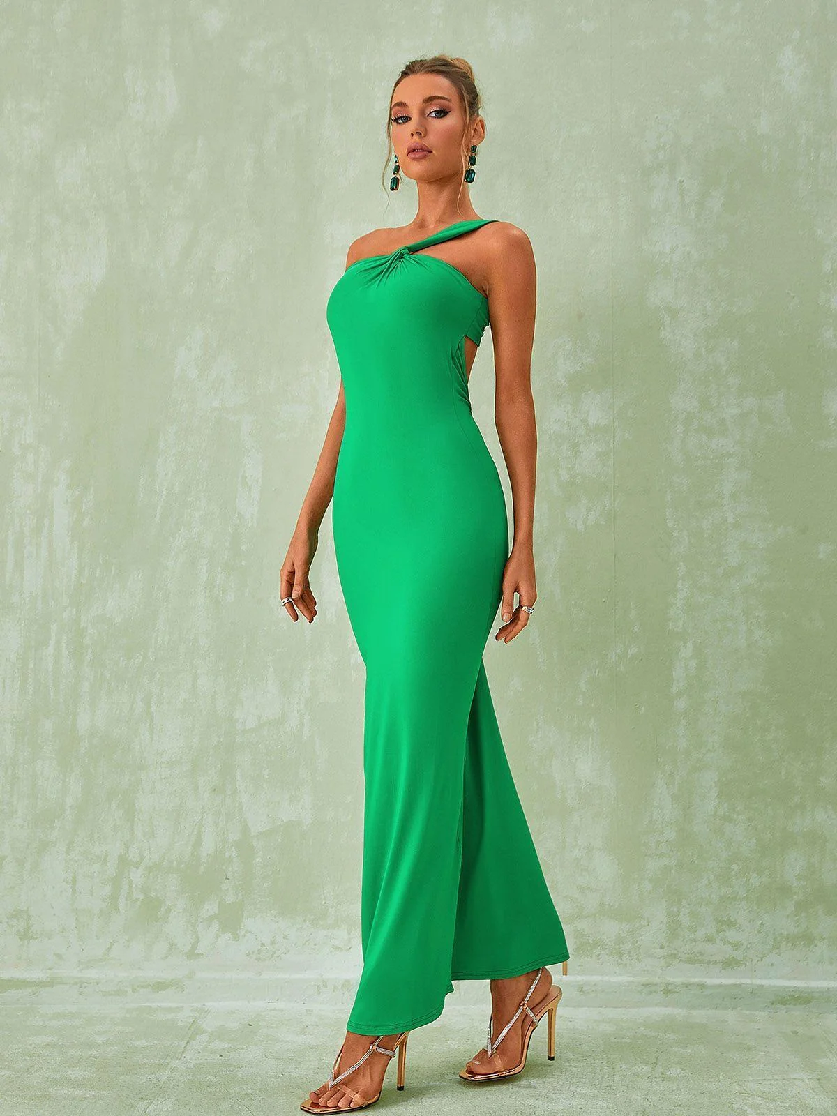 Green One Shoulder Maxi Dress - Elegant Backless Design