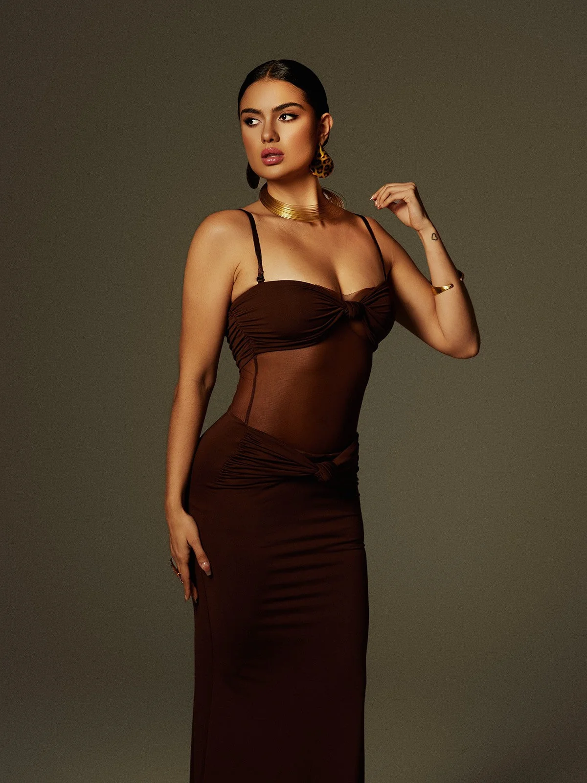 Elegant Twisted Maxi Dress with Spaghetti Straps