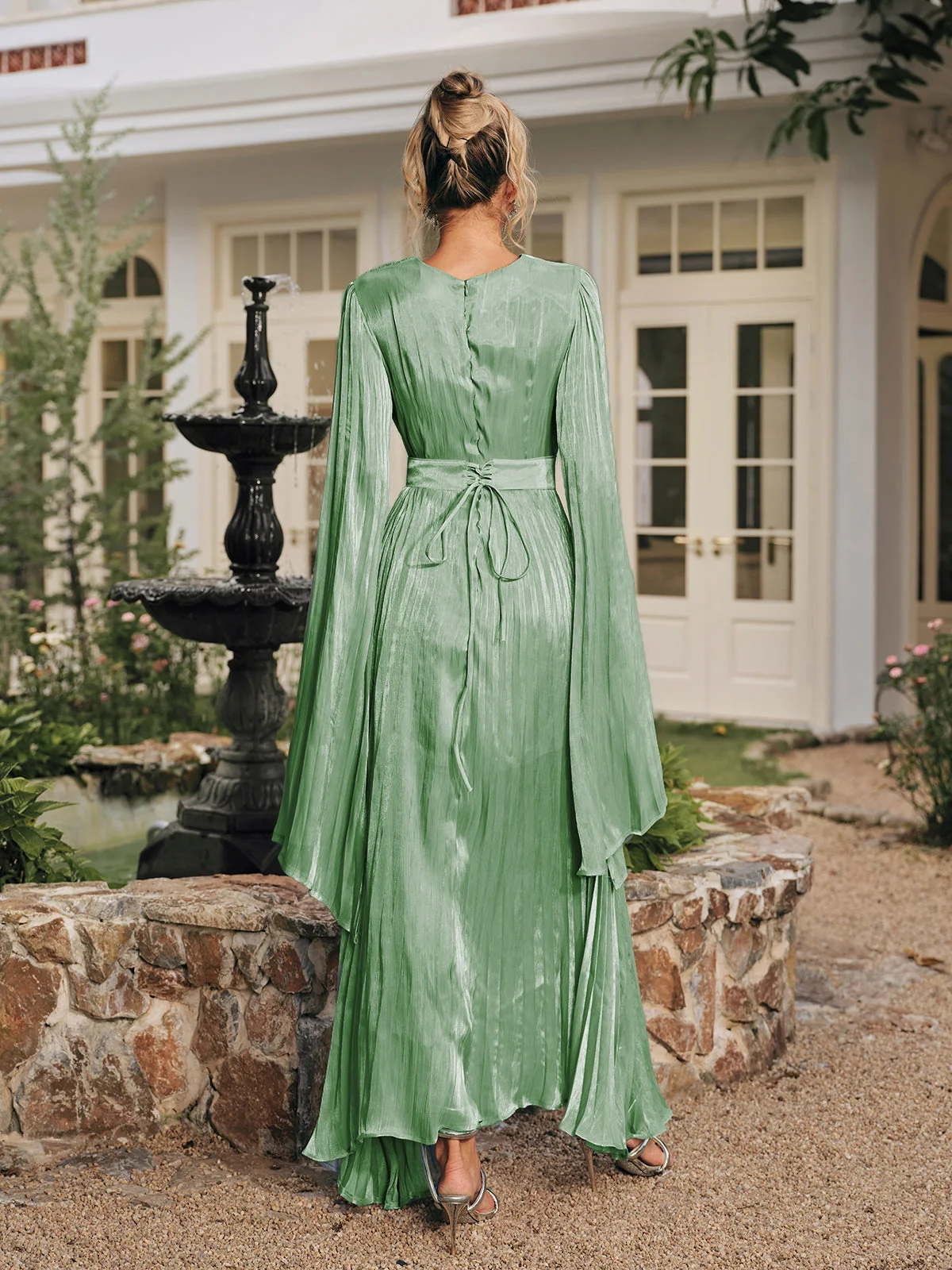 Green Pleated Maxi Dress with Long Sleeves