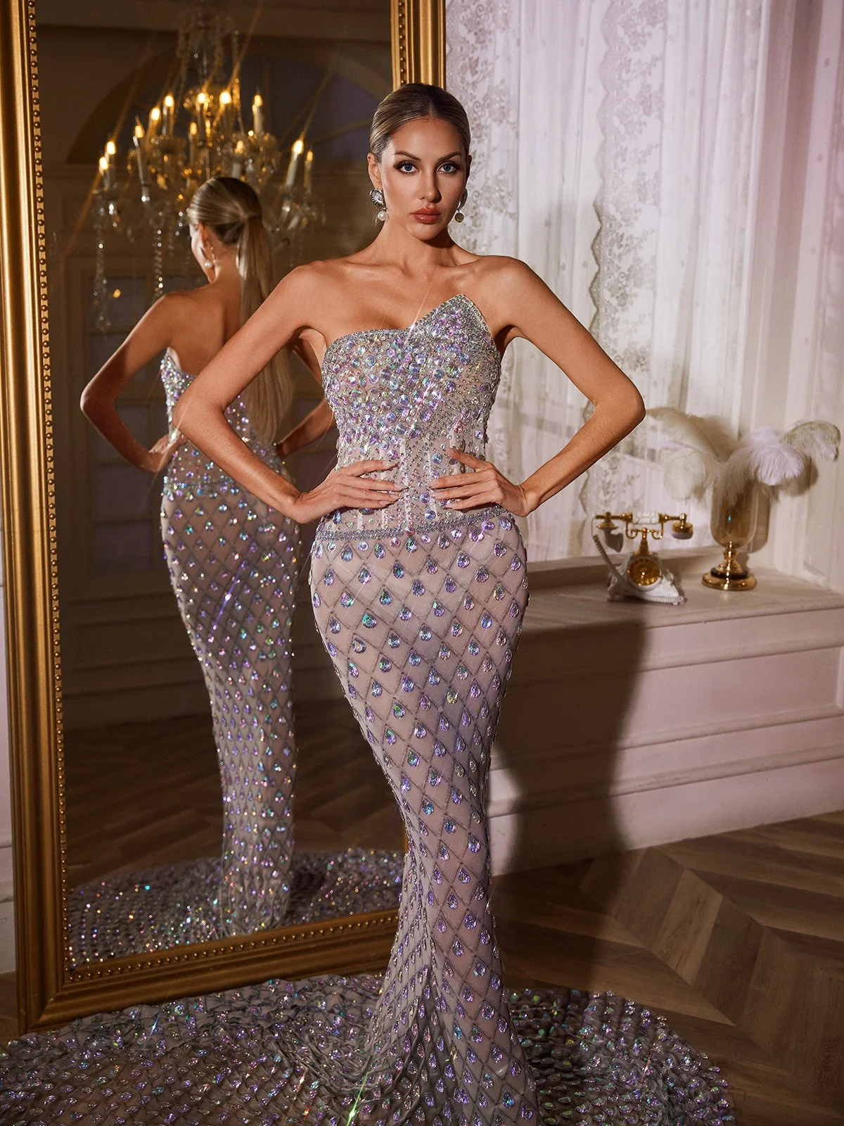 Elegant Strapless Mermaid Maxi Dress in Nude