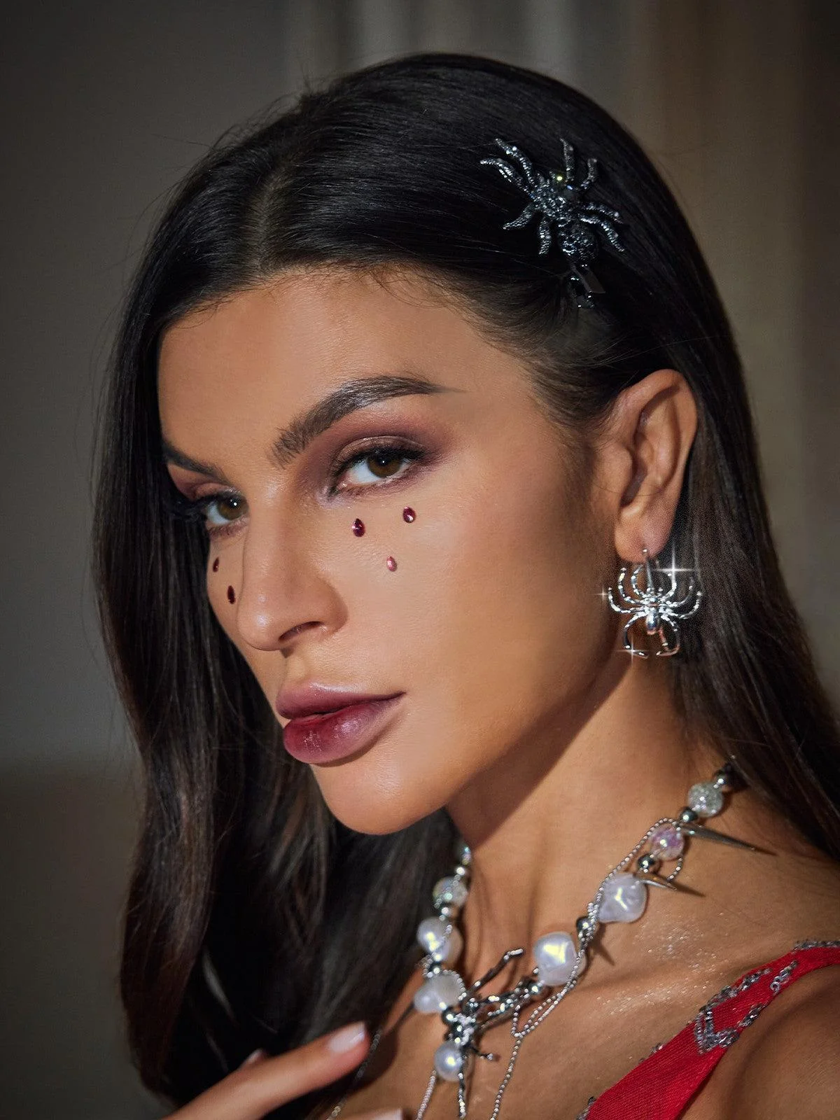 Cana Spider Statement Earrings - Exquisite Spider Design