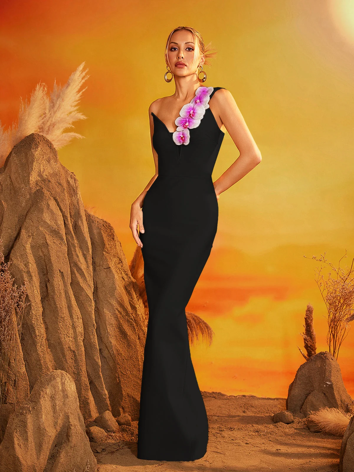 Black Flower Bandage Maxi Dress - Elegant One-Shoulder Design