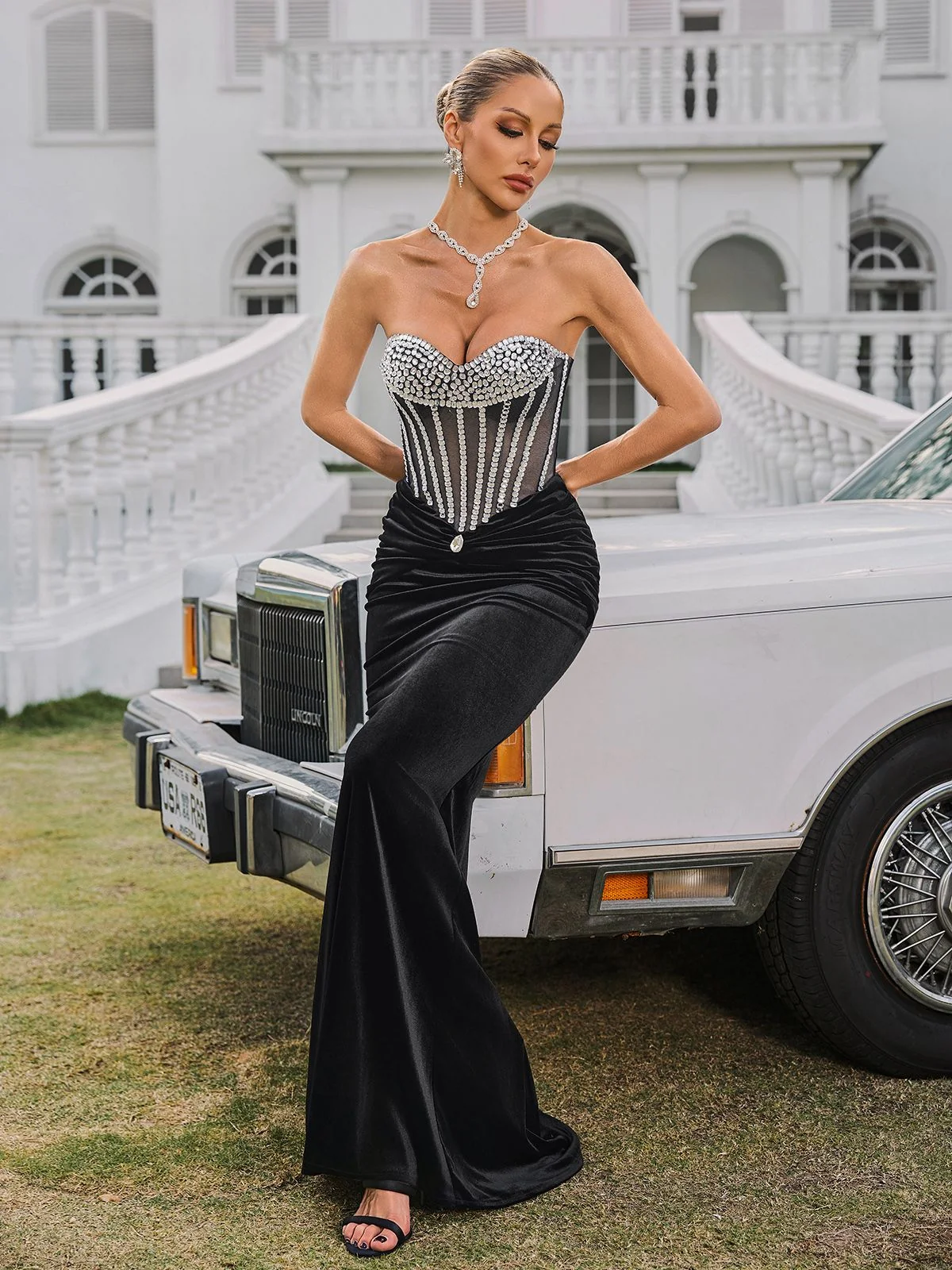 Elegant Black Velvet Strapless Maxi Dress