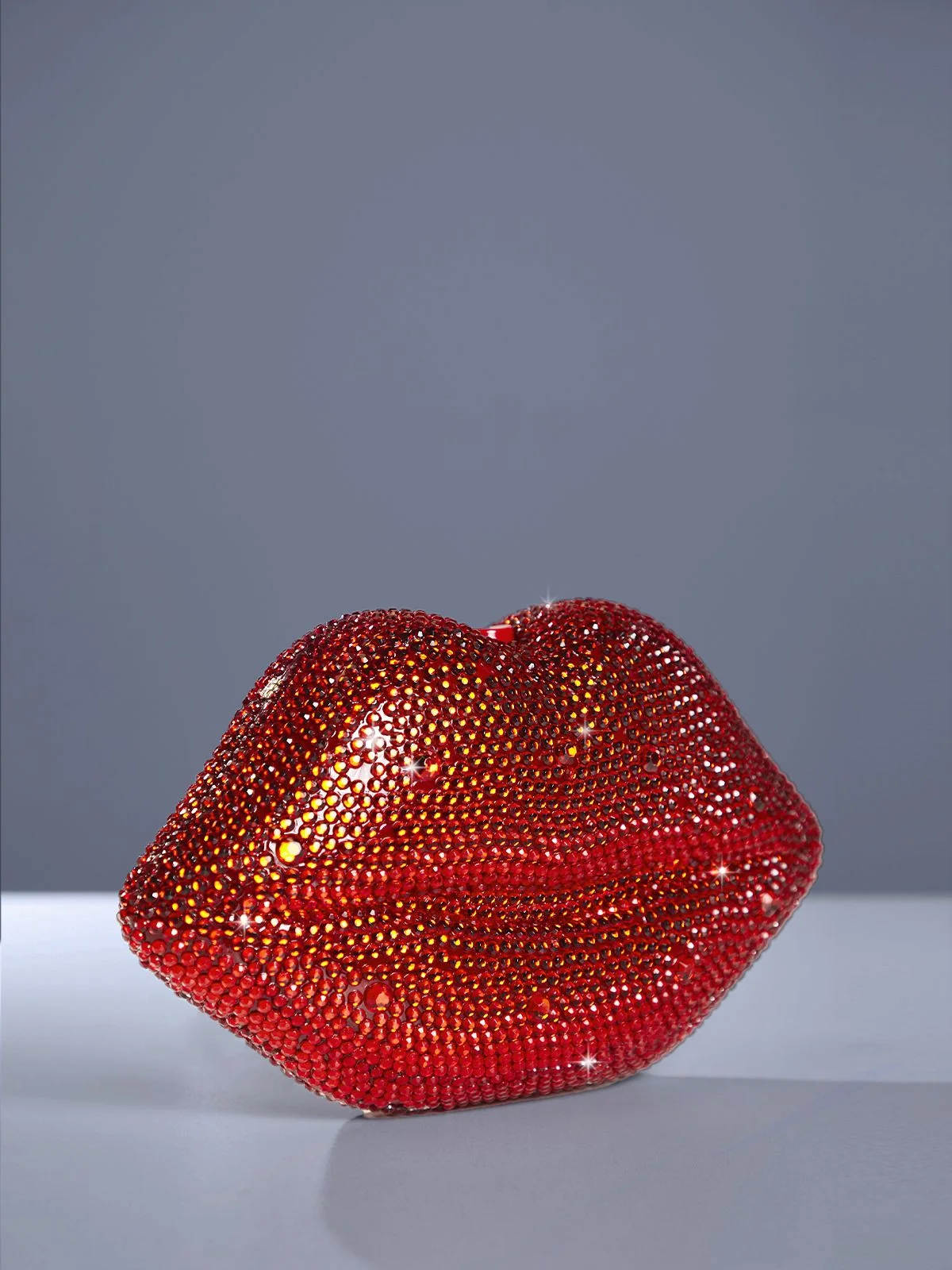 Vibrant Flaming Red Lip Bag - Crystal Material