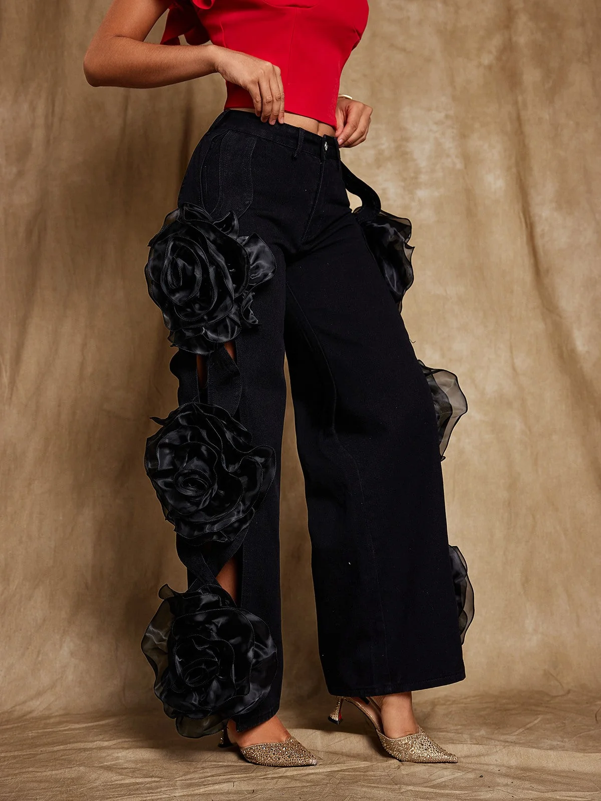 Chic Flower Hollow Womens Jeans - Black