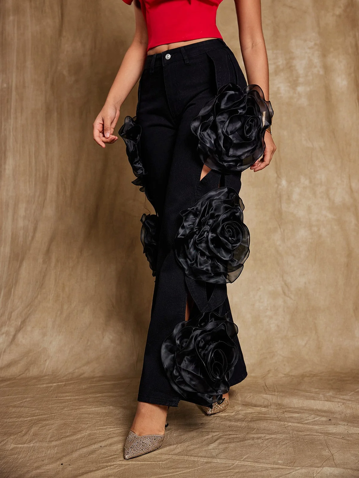 Chic Flower Hollow Womens Jeans - Black