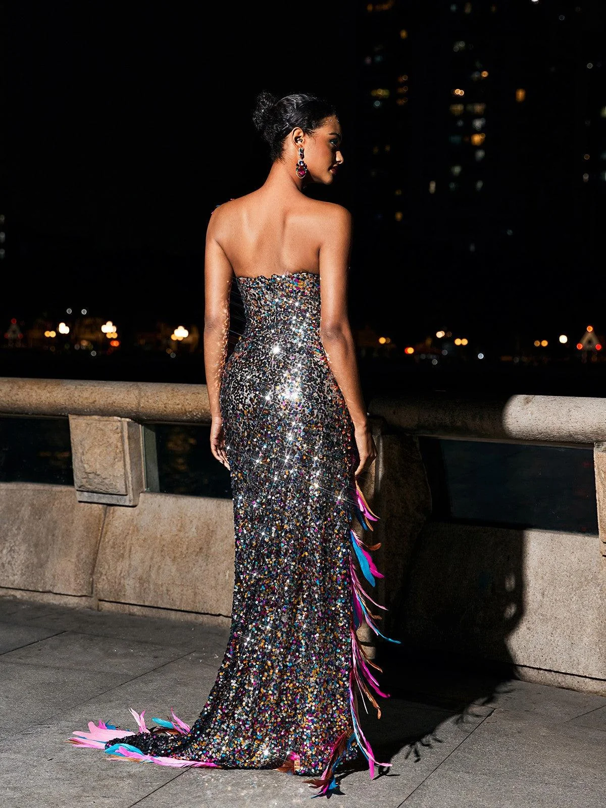 Feather Sequin Strapless Maxi Dress - Glamorous & Elegant Design