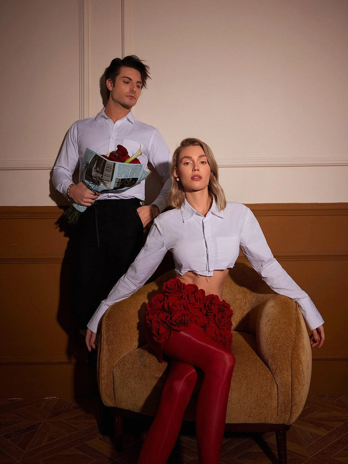 Elegant Rose Embellished Shorts - Floral Design