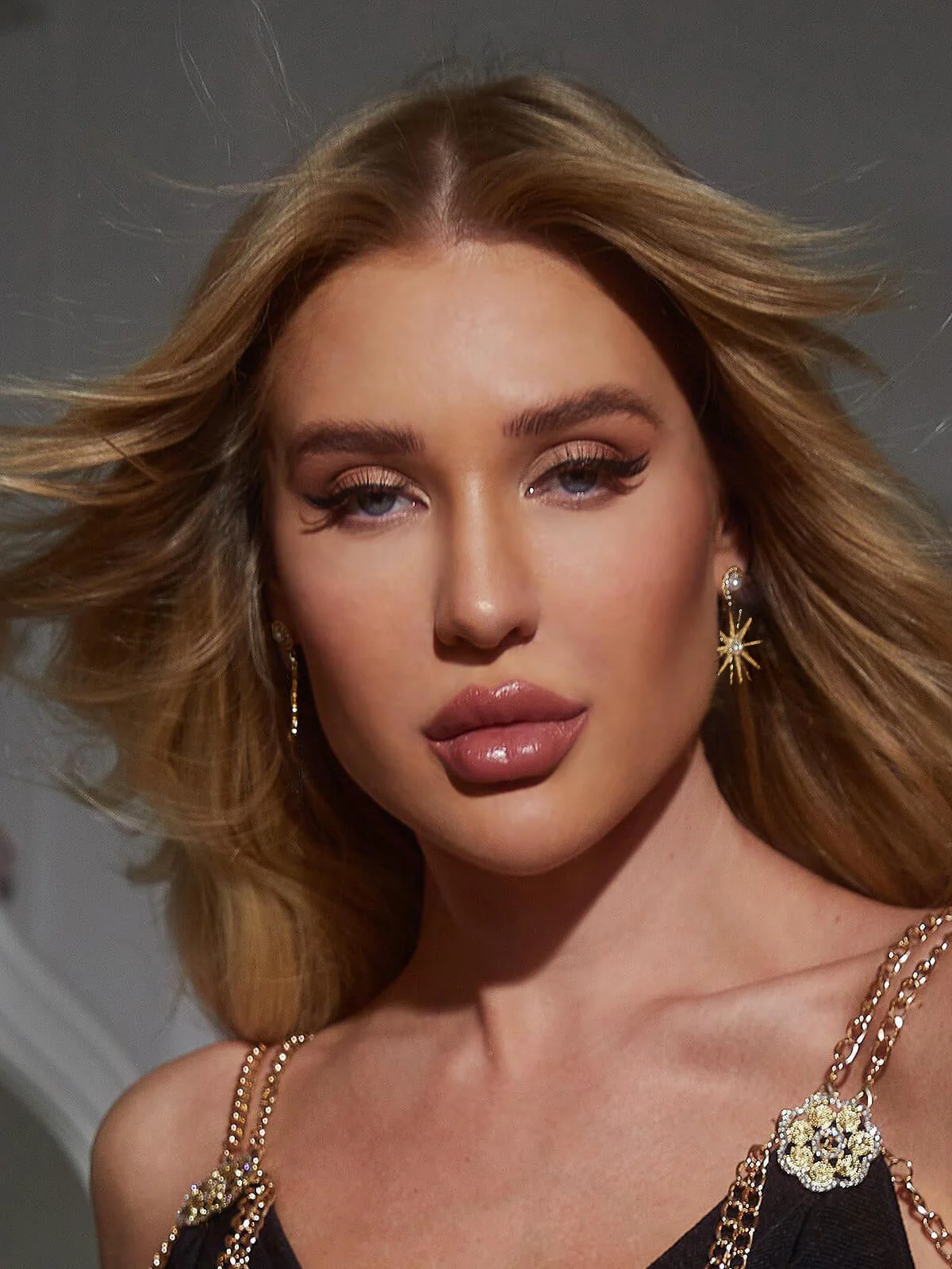 Pearl Sun Earrings - Elegant Asymmetry & Symmetry Styles