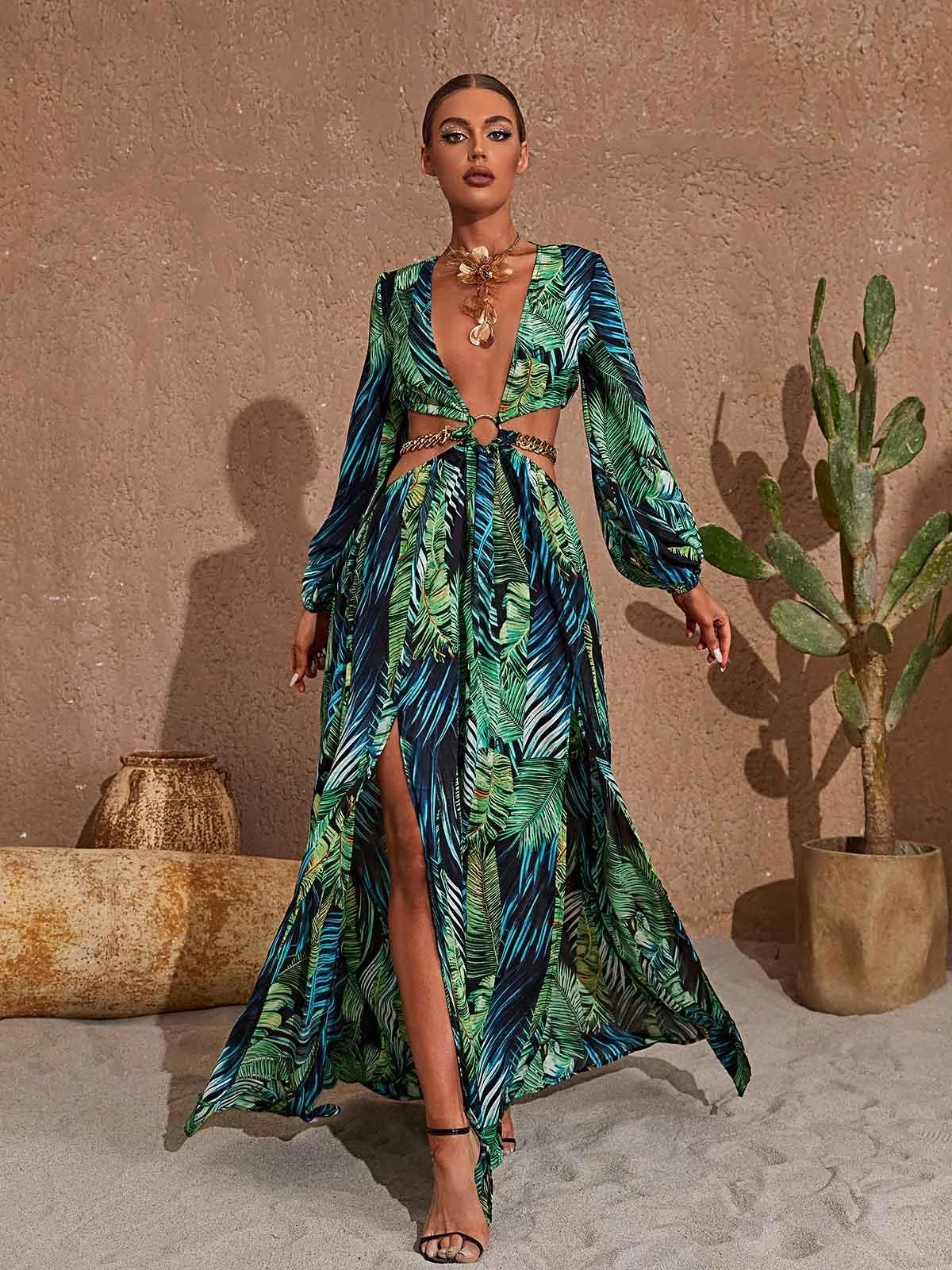 Elegant Blossom Choker Necklace - Delicate Floral Pendant Design