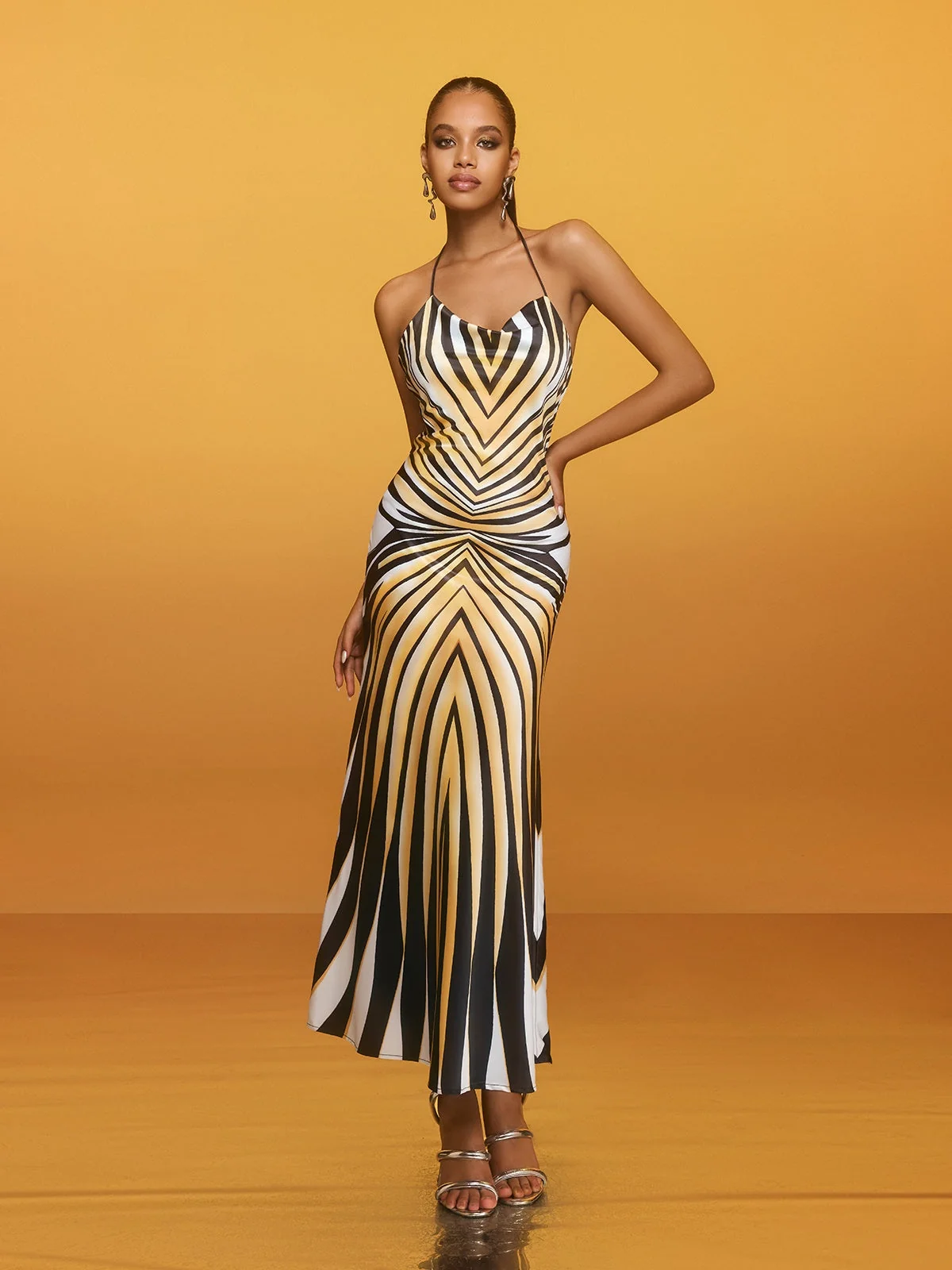 Halterneck Striped Midi Dress - Stylish Summer Attire
