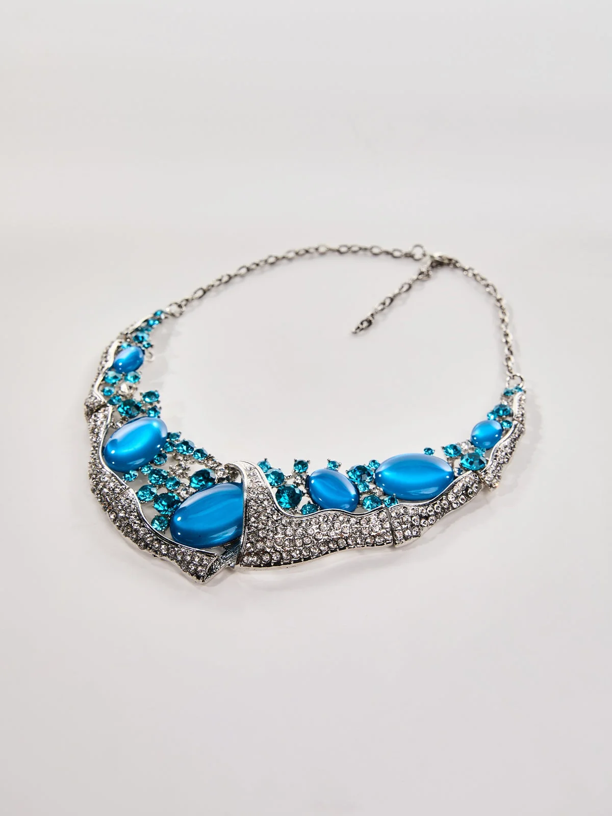 Blue Zircon Stone Necklace - Timeless Sparkling Accessory