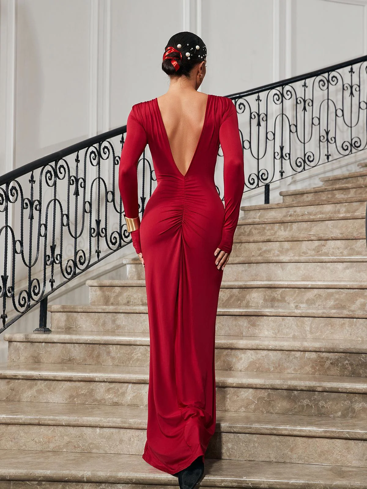 Wine Ruched V-Neck Maxi Dress with Flattering Waist Ruching