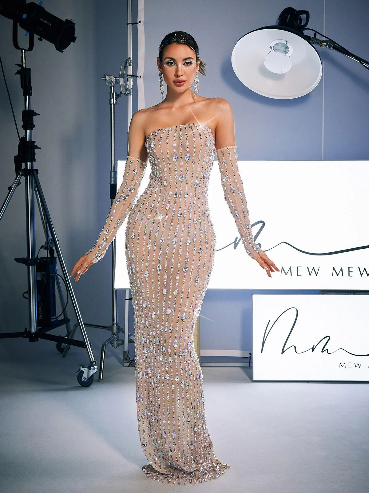 Elegant Rhinestone Embellished Strapless Maxi Dress with Gloves