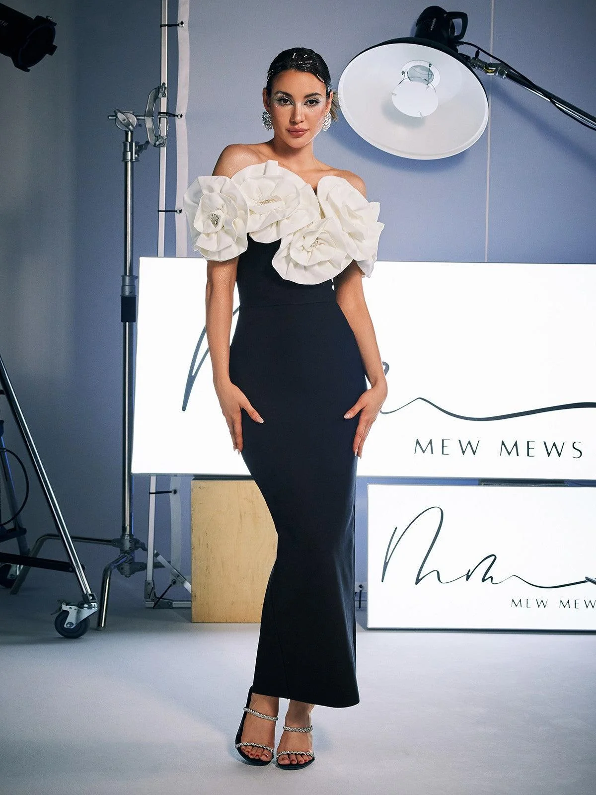 Floral Bandage Off-Shoulder Dress - Elegant Wedding Guest Attire