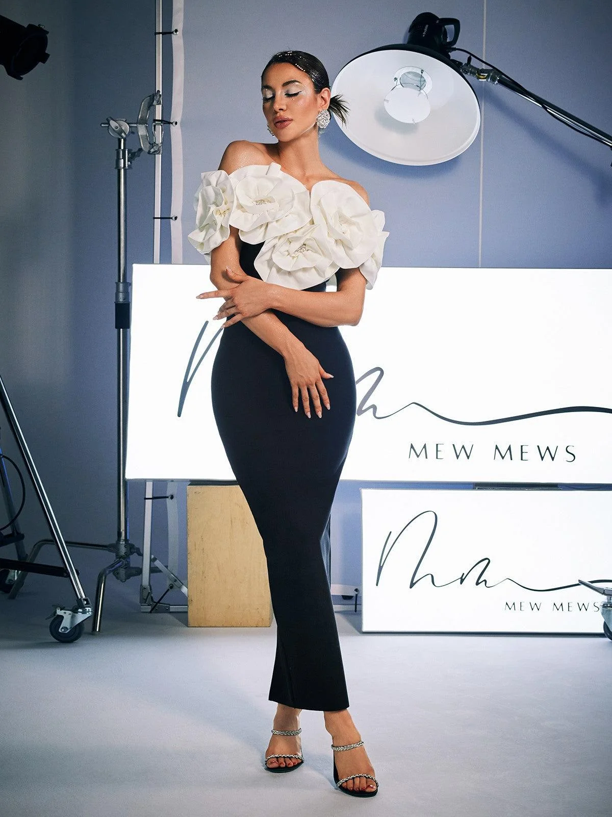 Floral Bandage Off-Shoulder Dress - Elegant Wedding Guest Attire