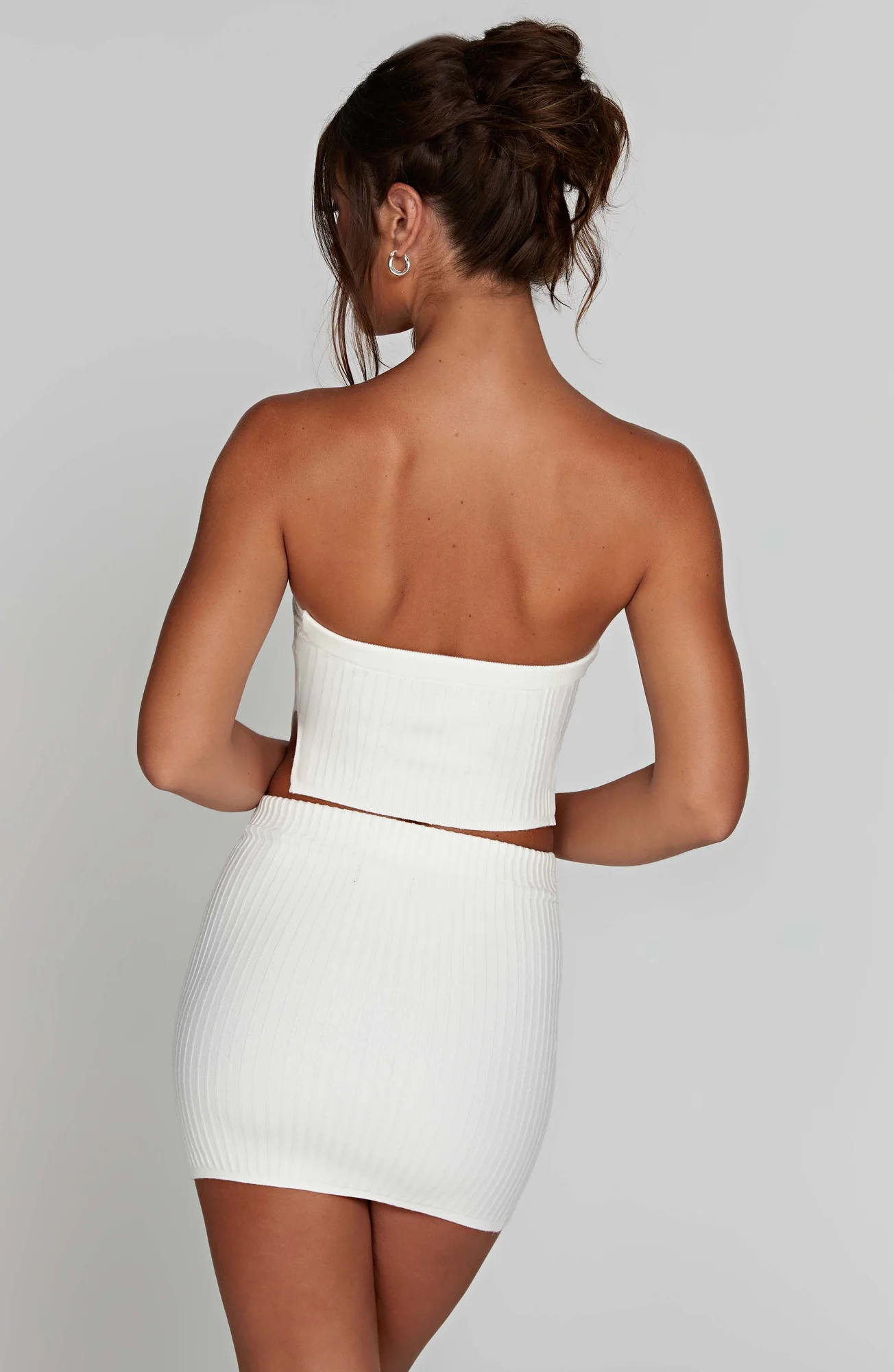 White Ribbed Knit High-Waisted Mini Skirt