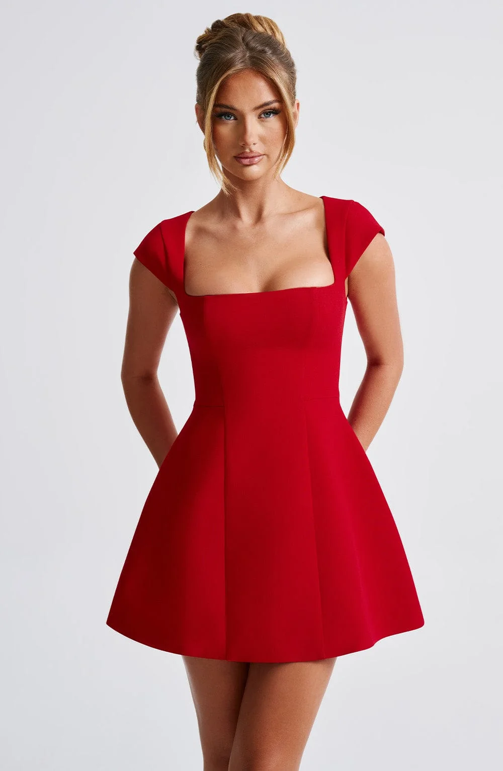 Red Crepe Bubblehem Mini Dress - Chic Waist-Cinching Design