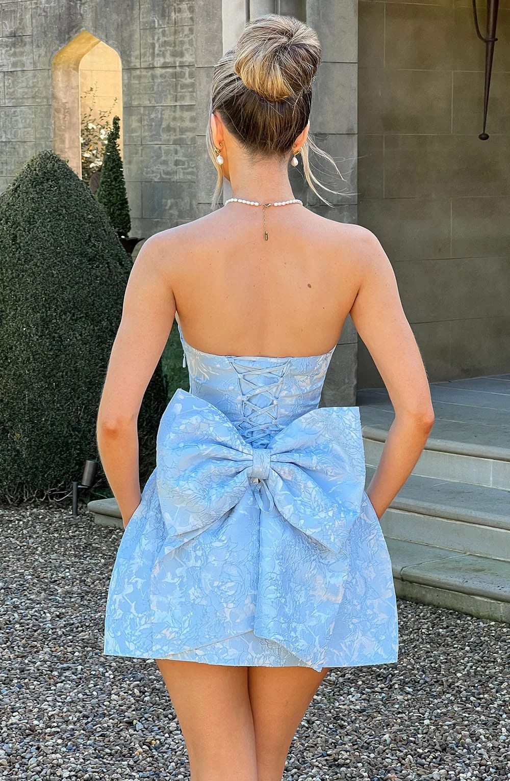 Blue Floral Jacquard Mini Dress with Detachable Bow - Strapless Style