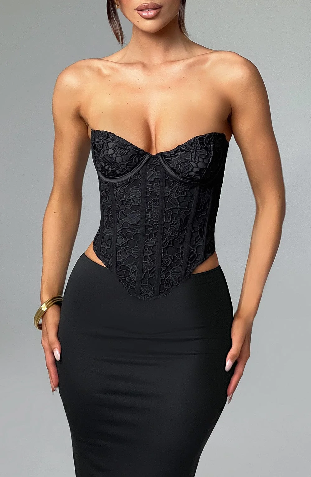 Black Lace Corset Top - Waist-Cinching Strapless Style