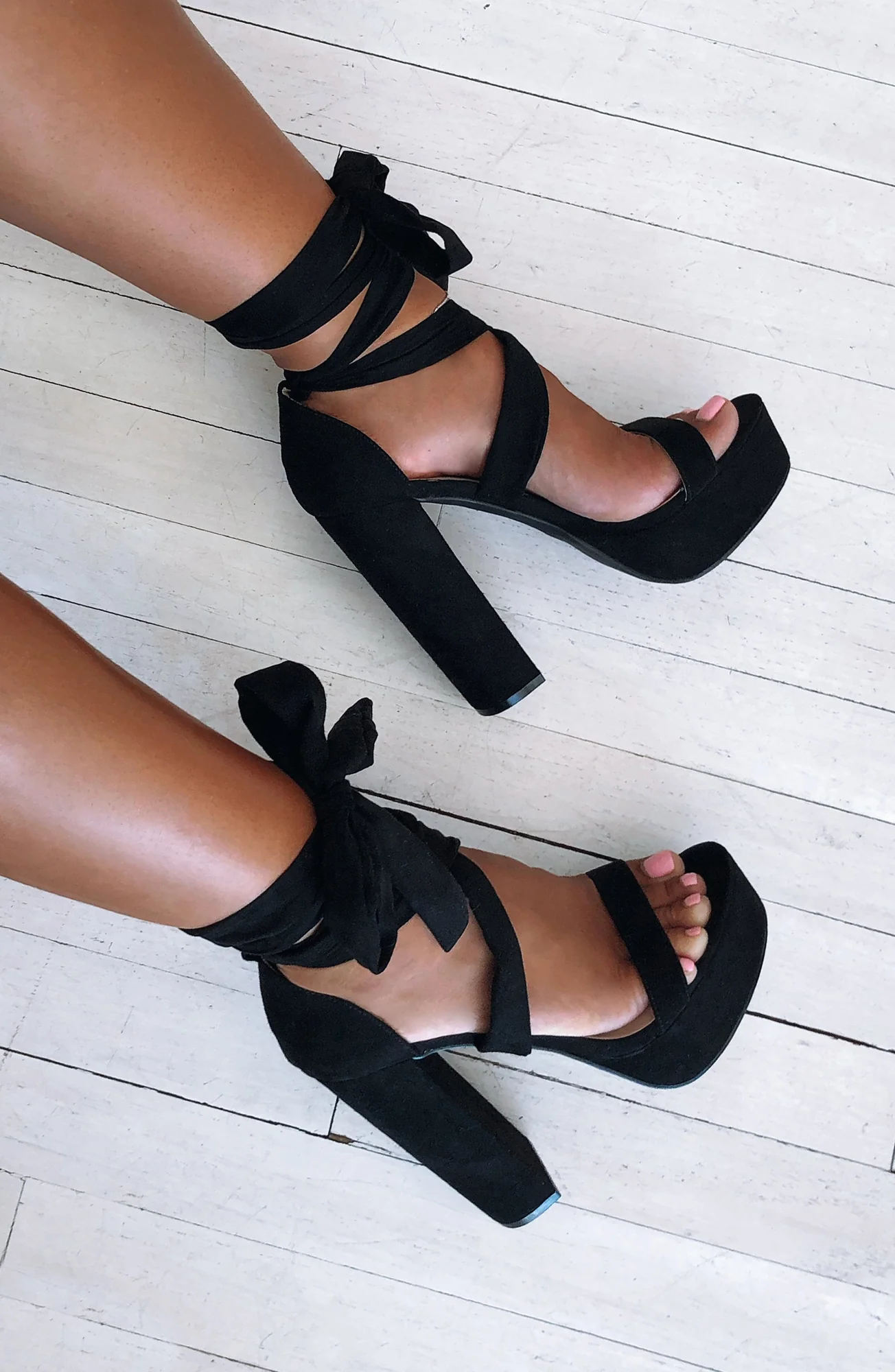 Black Wrap Block Heel Shoes - Elegant & Stylish