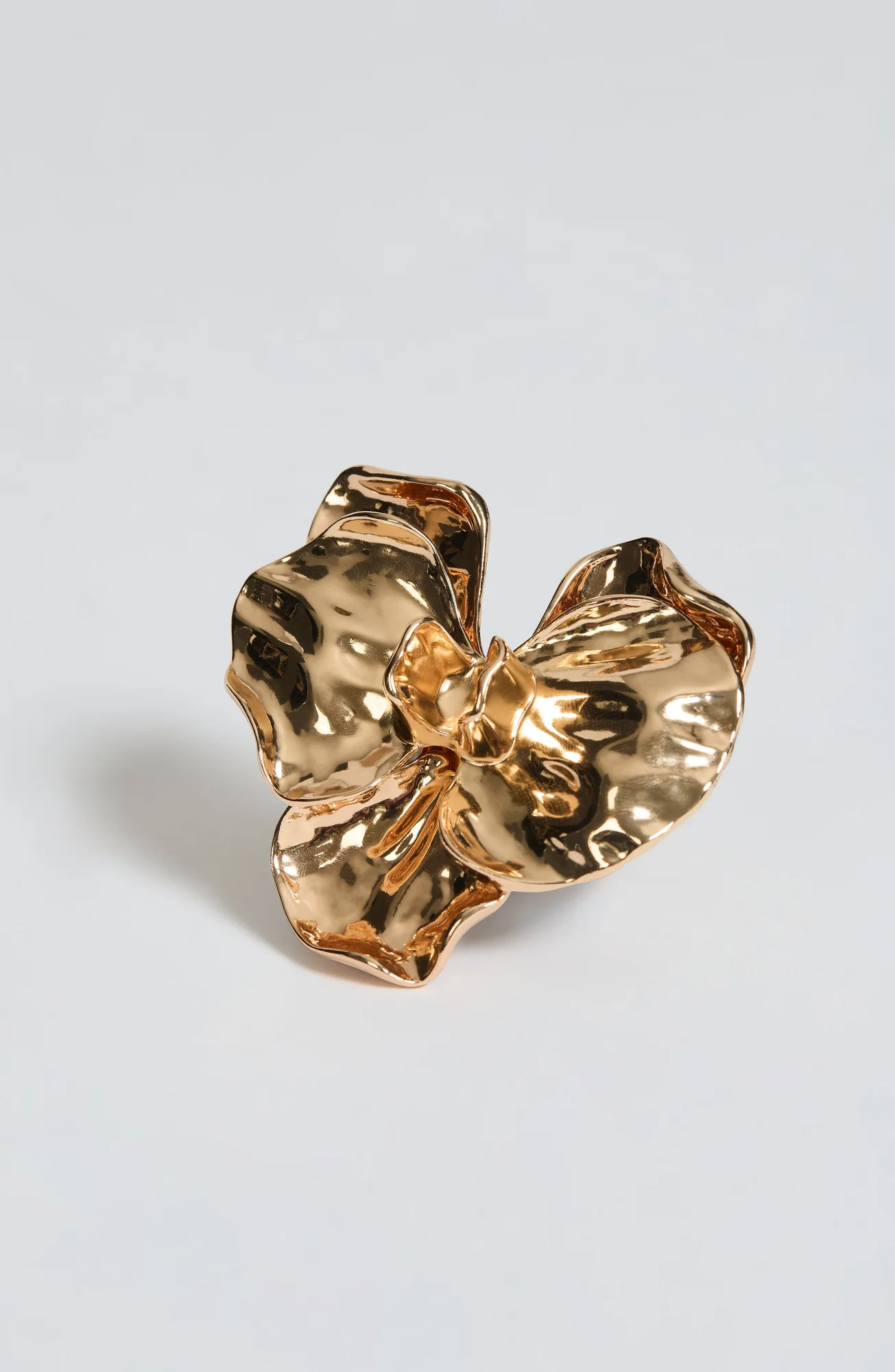 Orchid-Shaped Gold Brooch Pin - Elegant Accessory