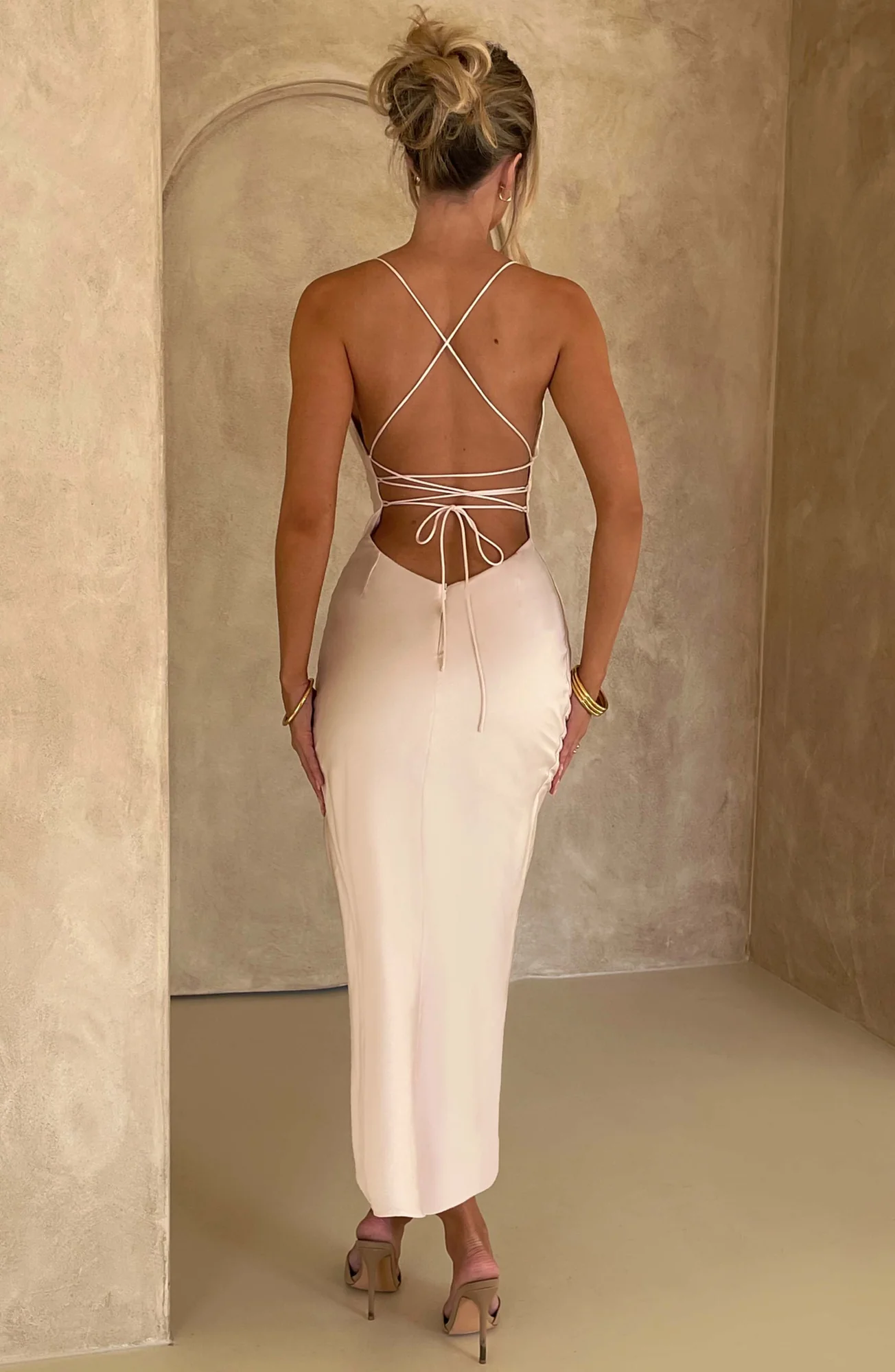 Ivory Twist Knot Midi Dress - Elegant Body-Hugging Style