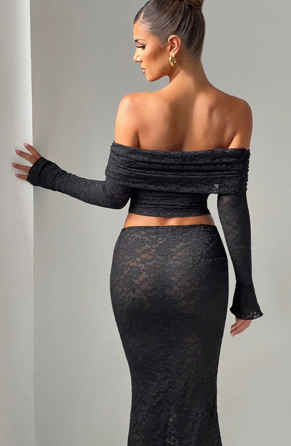 Floral Lace Off Shoulder Crop Top - Black Blanca
