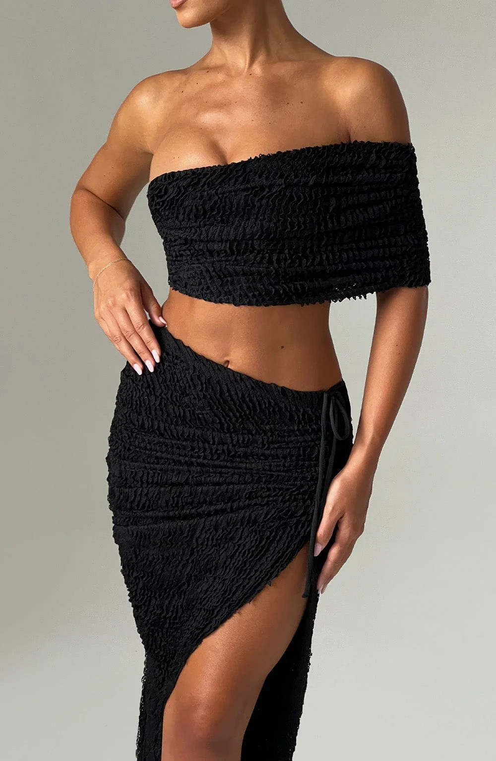 Black Textured Stretch Fabric Drawstring Midi Skirt