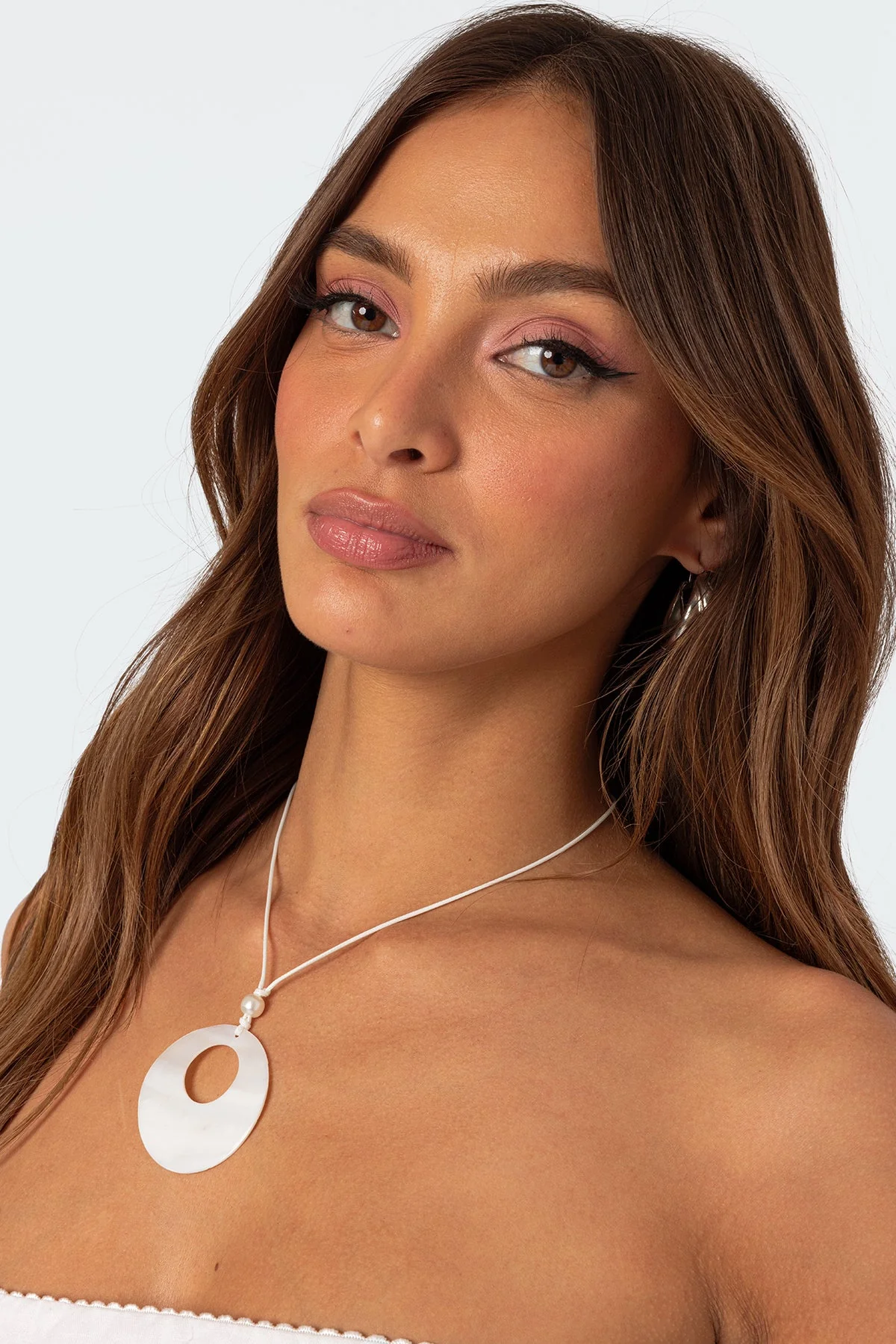 Adjustable Sunshine Pendant Necklace White