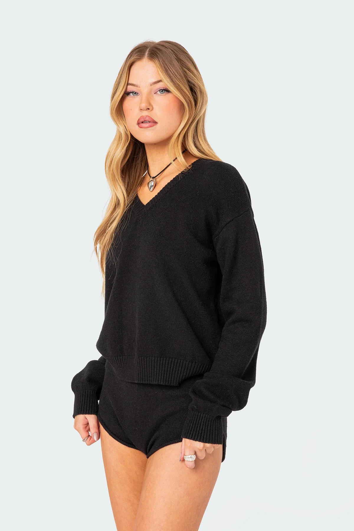 Black Cozy Knitted Oversized Sweater