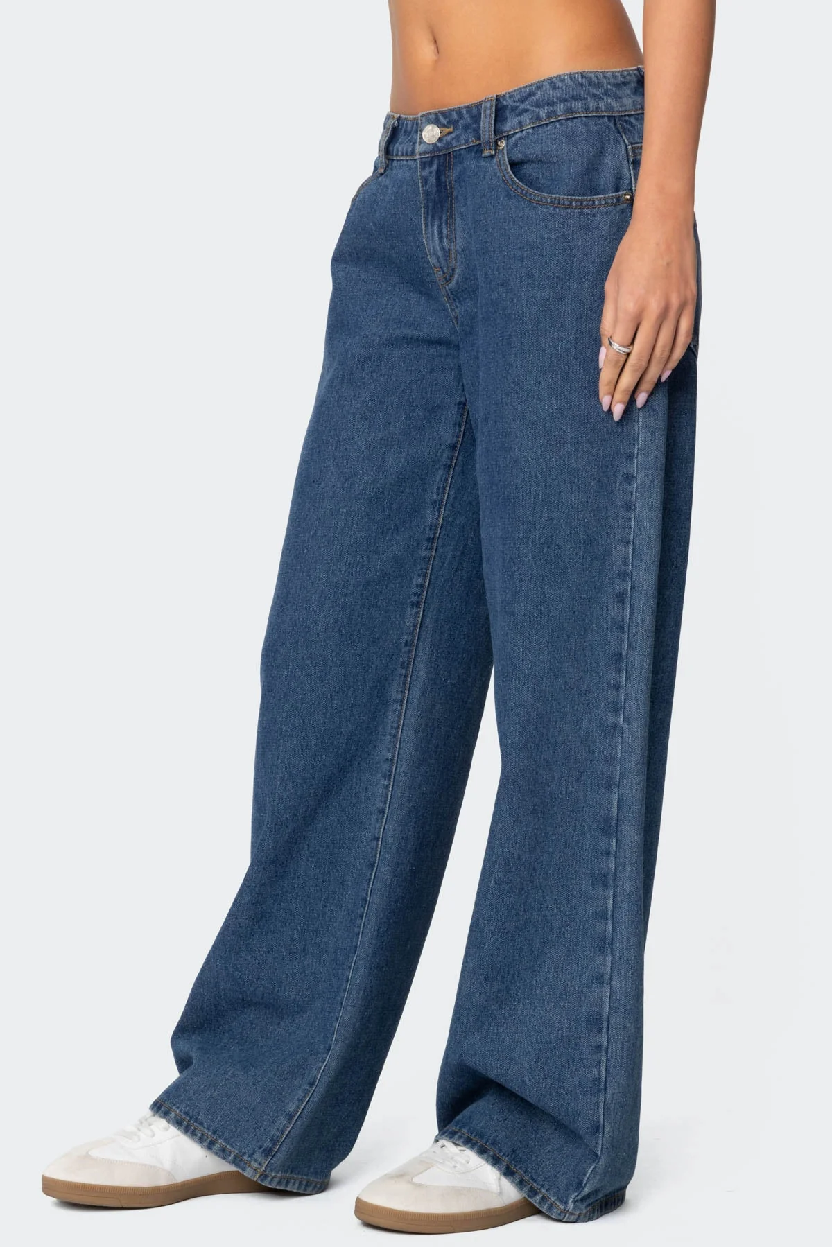 Blue Washed Low Rise Denim Jeans - Comfortable and Stylish