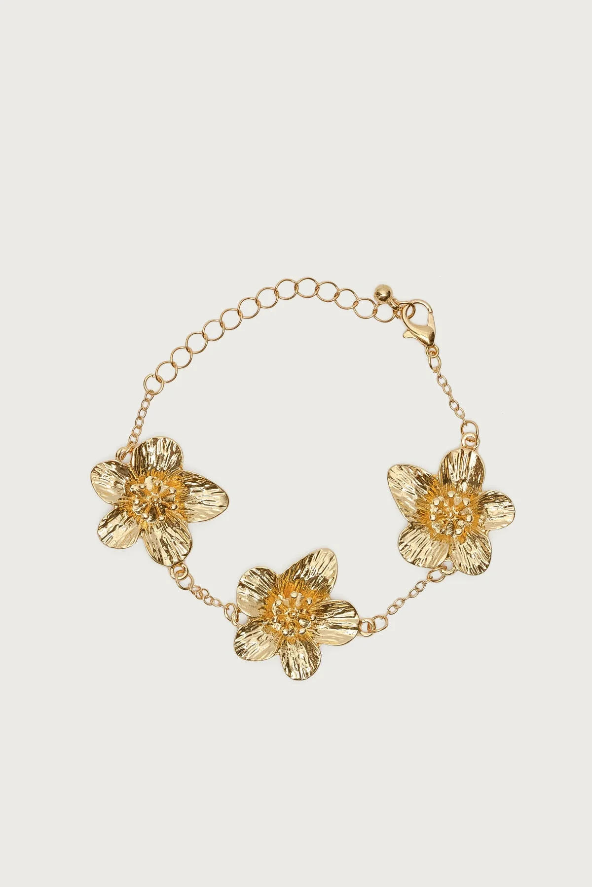 Floral Charm Gold Bracelet - Elegant Flower Design