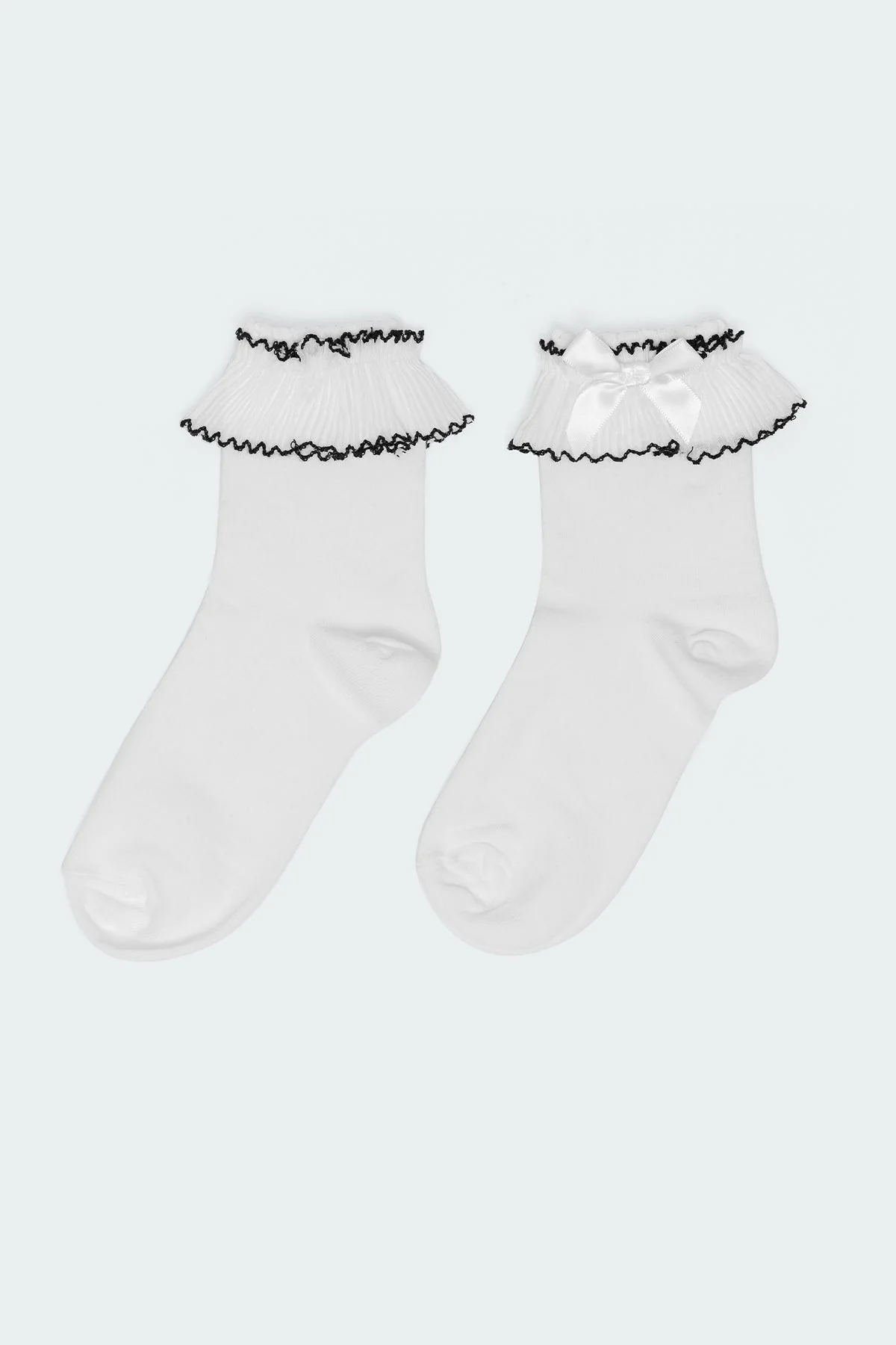 White Ruffle Bow Detail Socks - Cotton & Spandex Blend